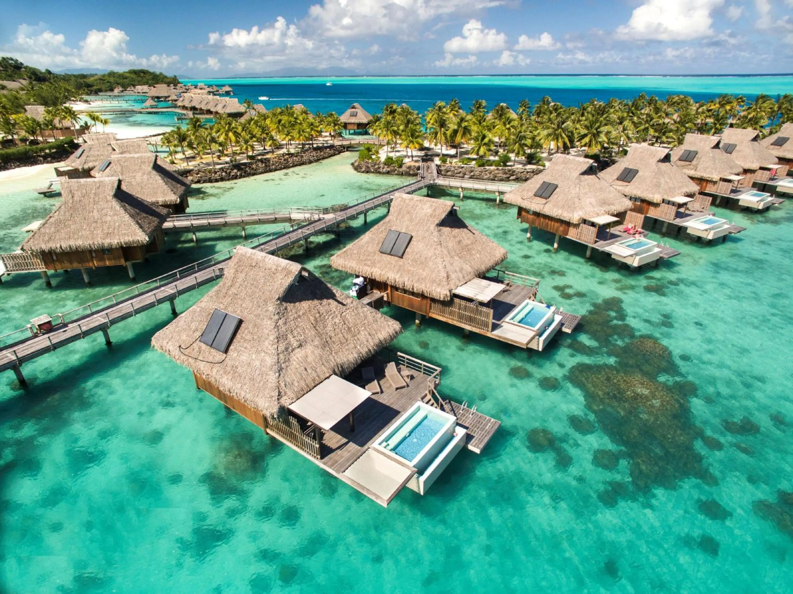 Property building in Conrad Bora Bora Nui