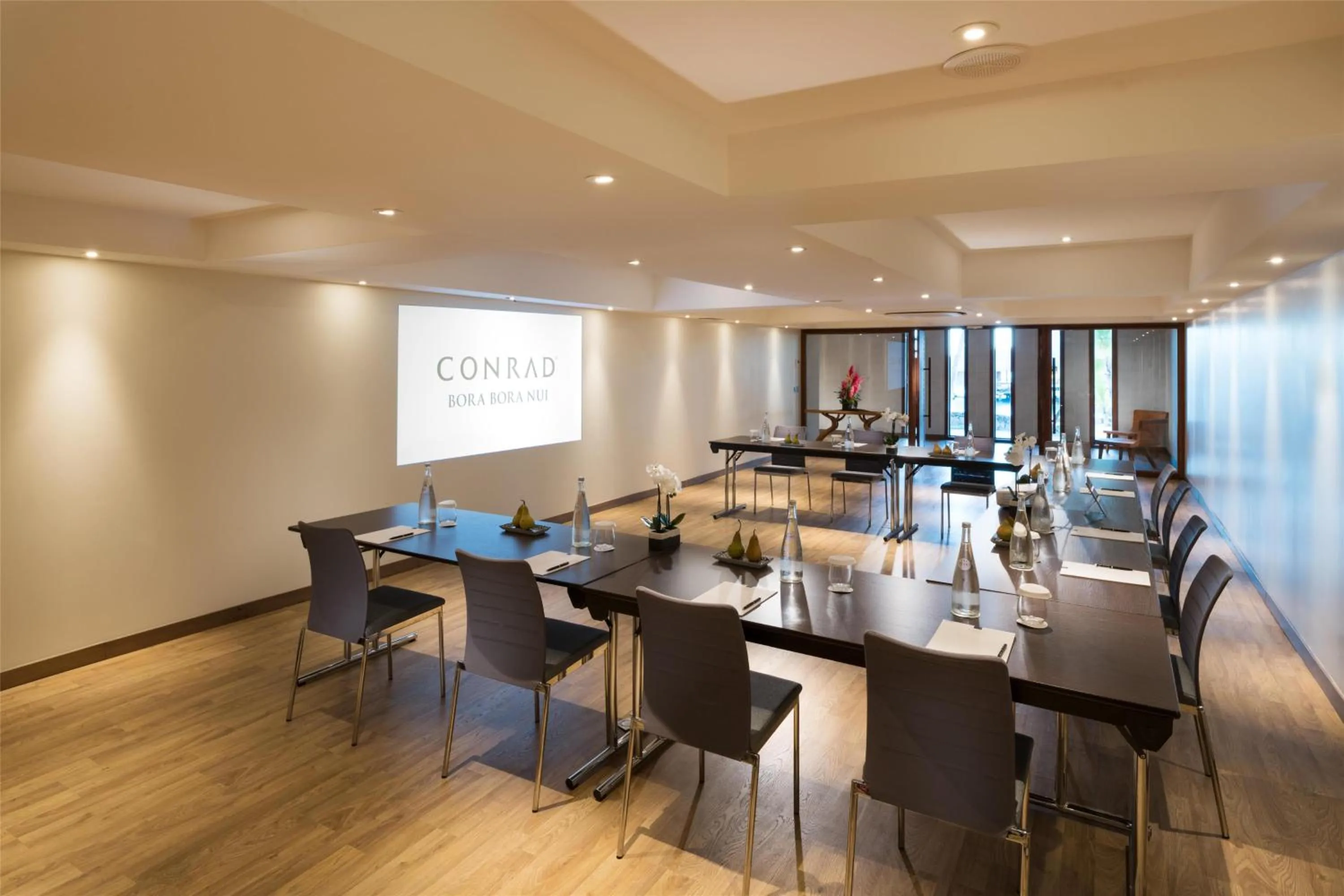 Meeting/conference room in Conrad Bora Bora Nui