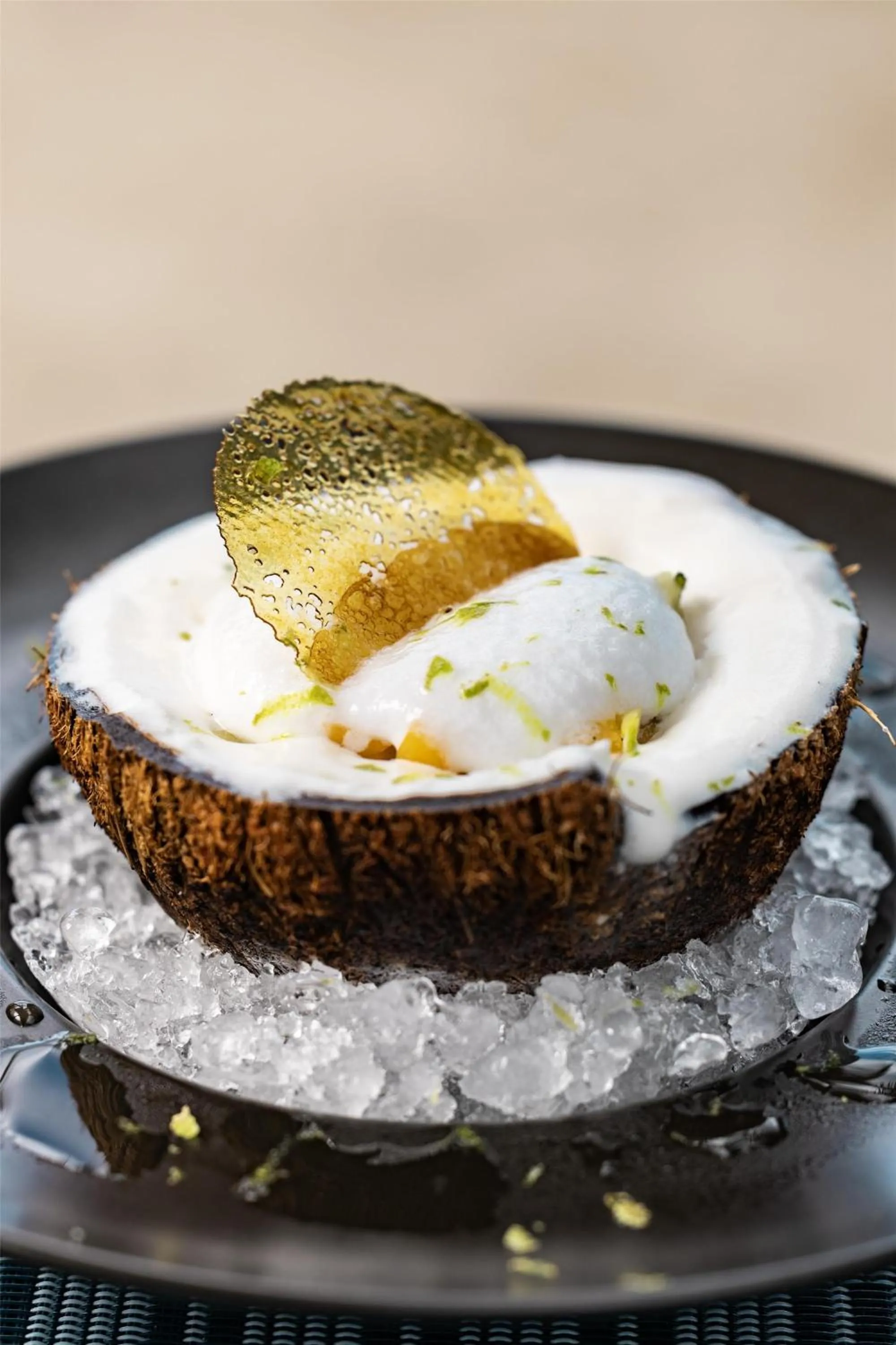 Dining area in Hilton Moorea Lagoon Resort & Spa