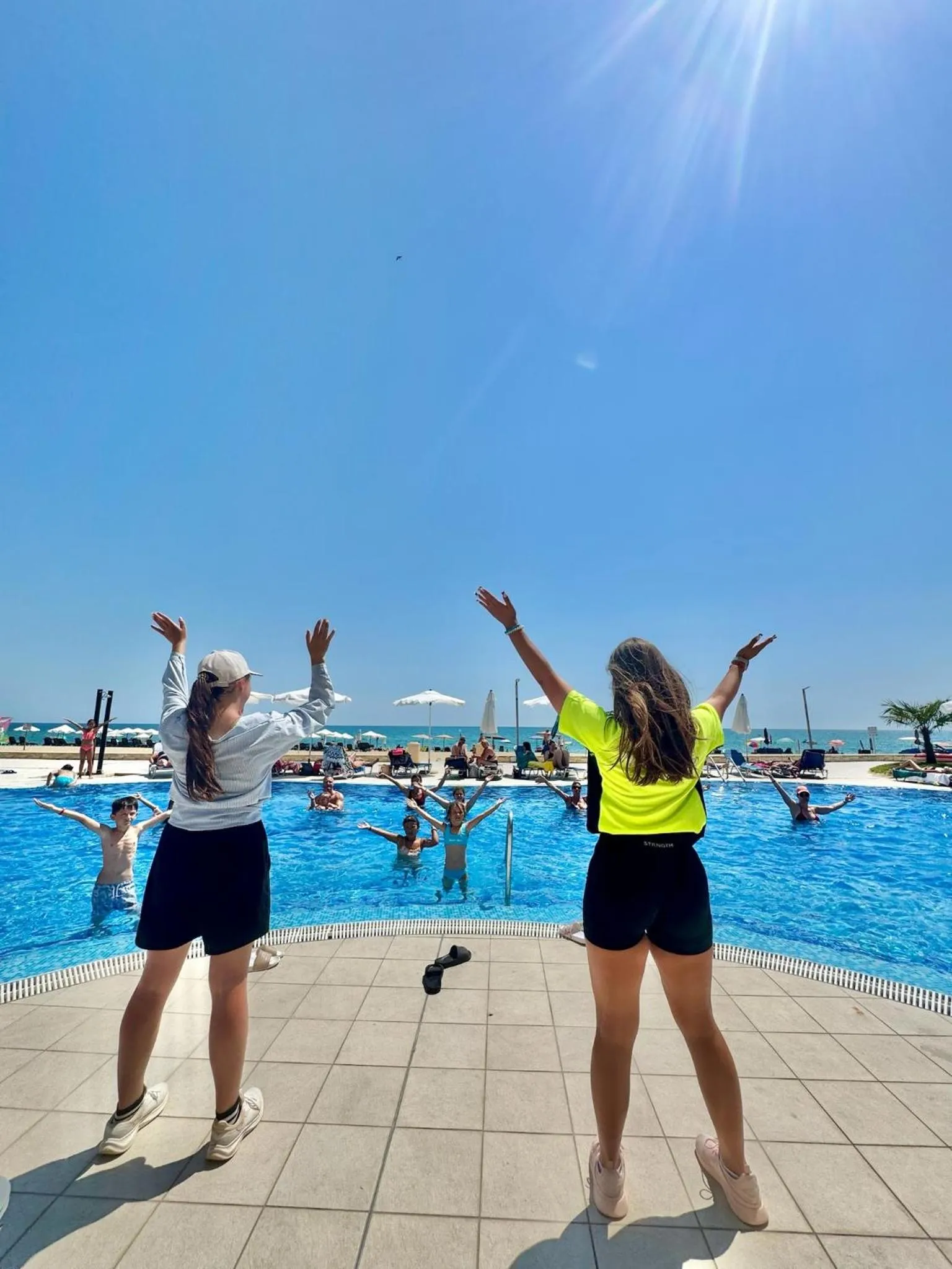 Evening entertainment in Obzor Beach Resort