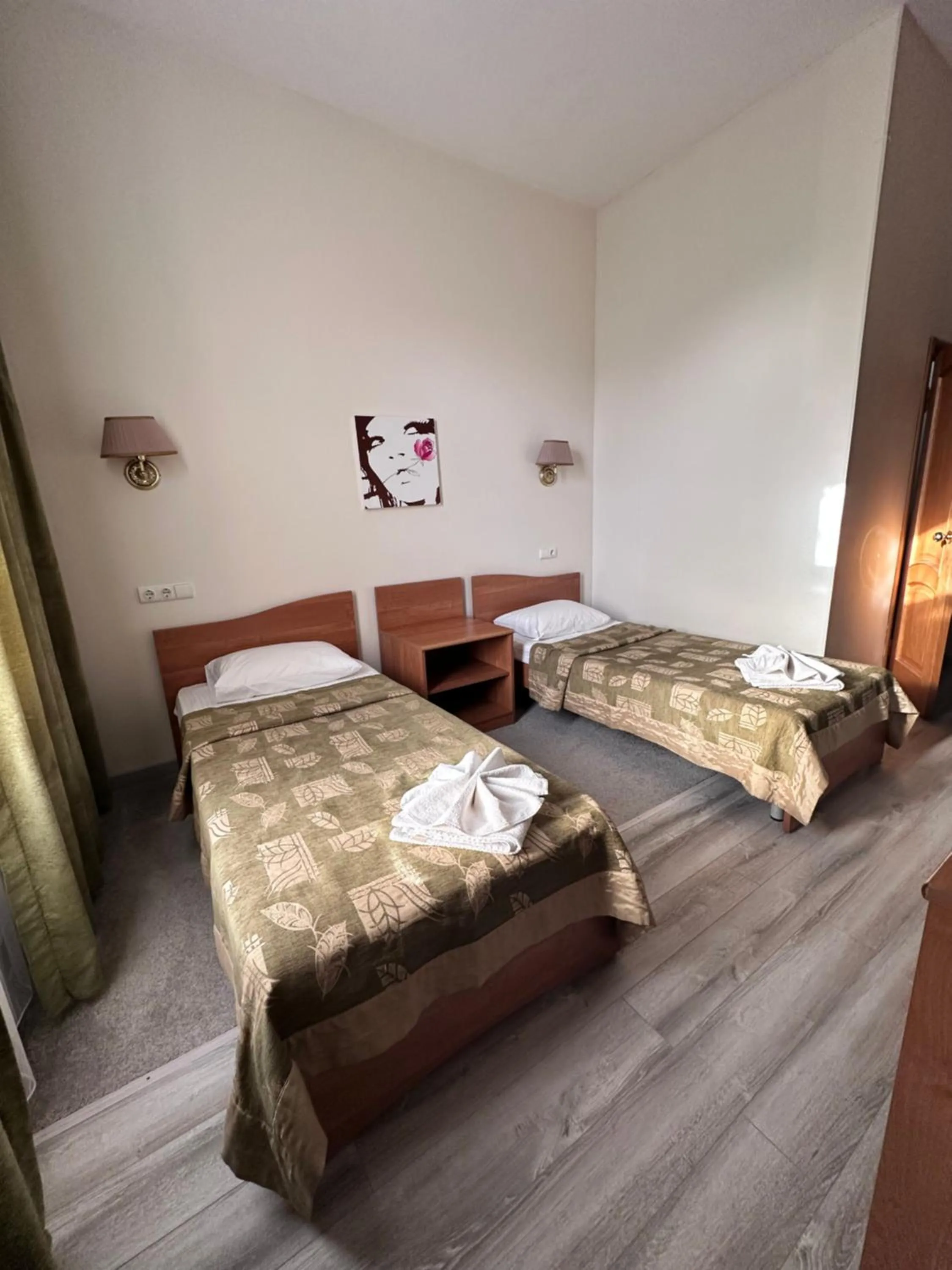 Bed in Victoria Palace