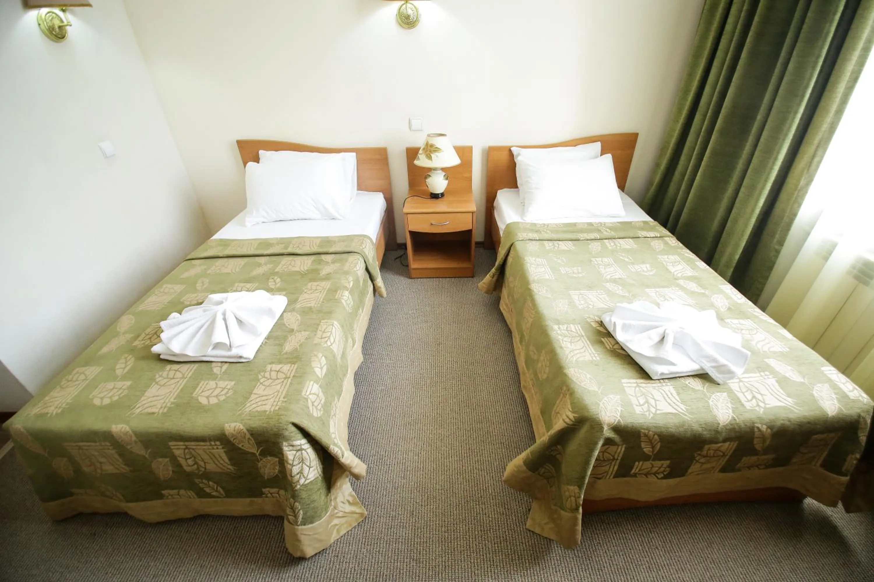 Bed in Victoria Palace