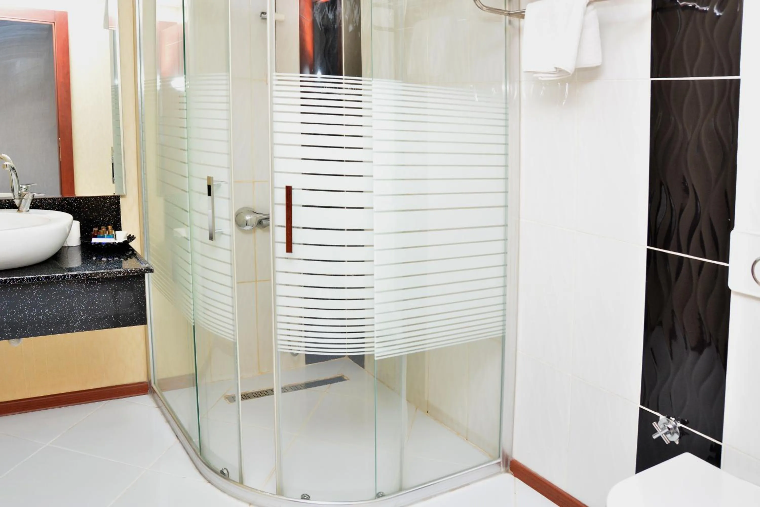 Bathroom in Business Grand Hotel