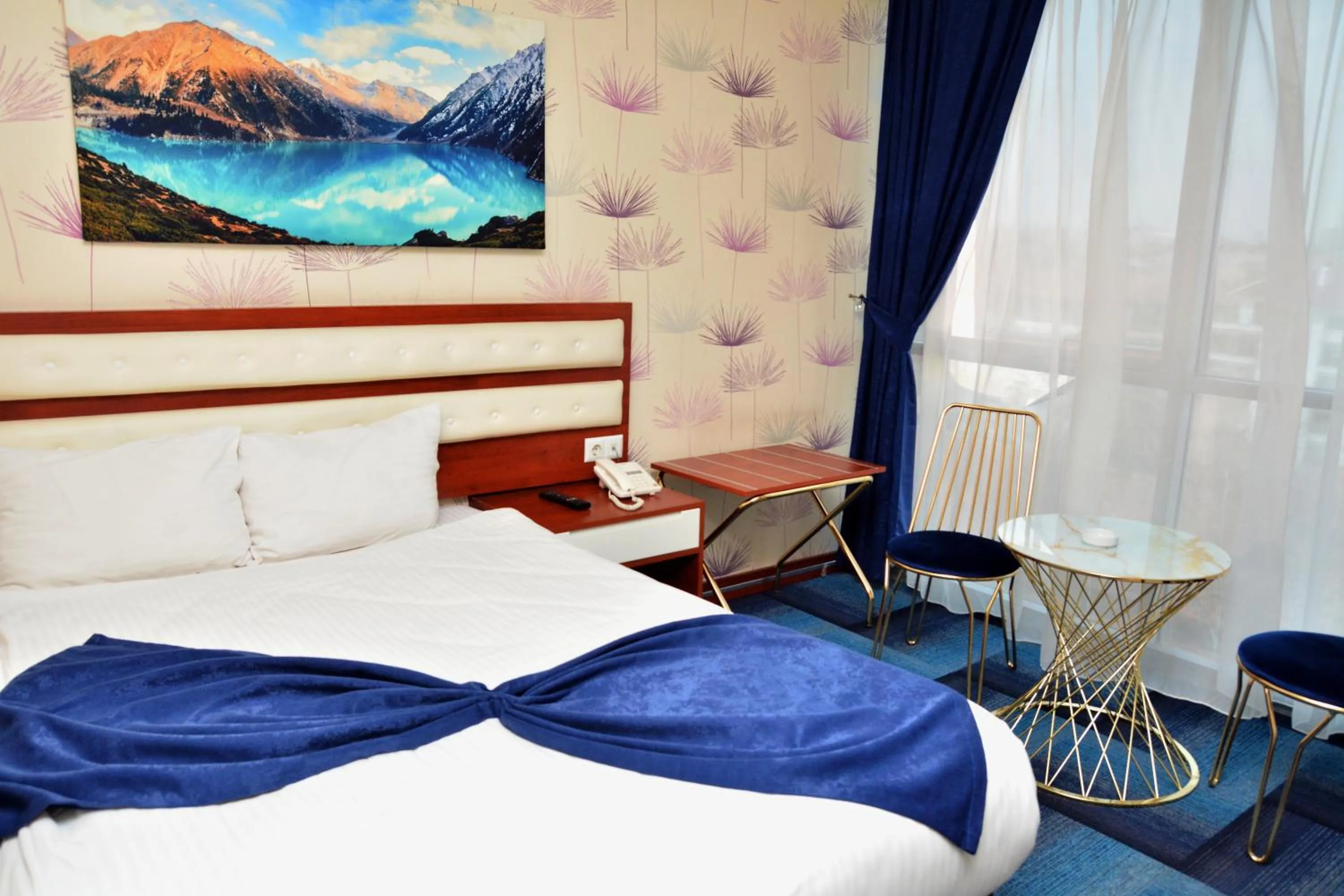 Photo of the whole room, Bed in Business Grand Hotel