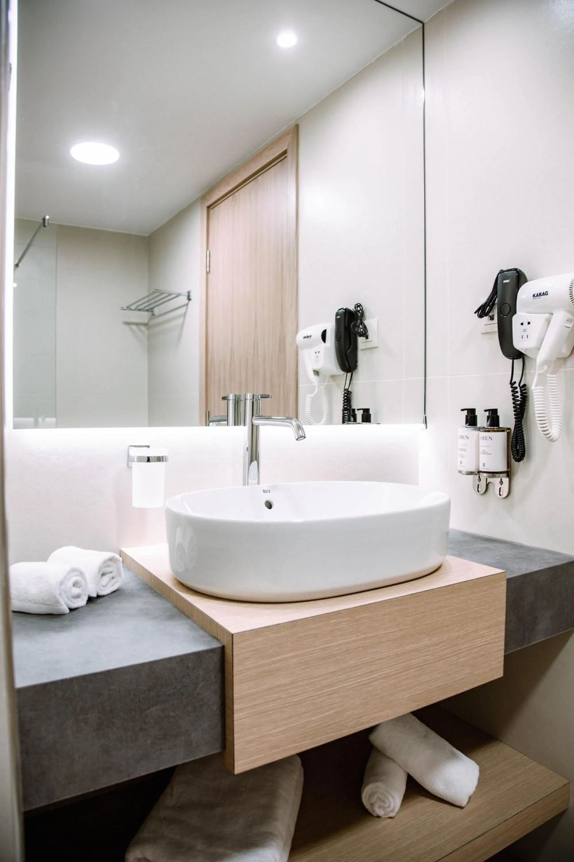 Toilet in Hotel Antea - By The Sea