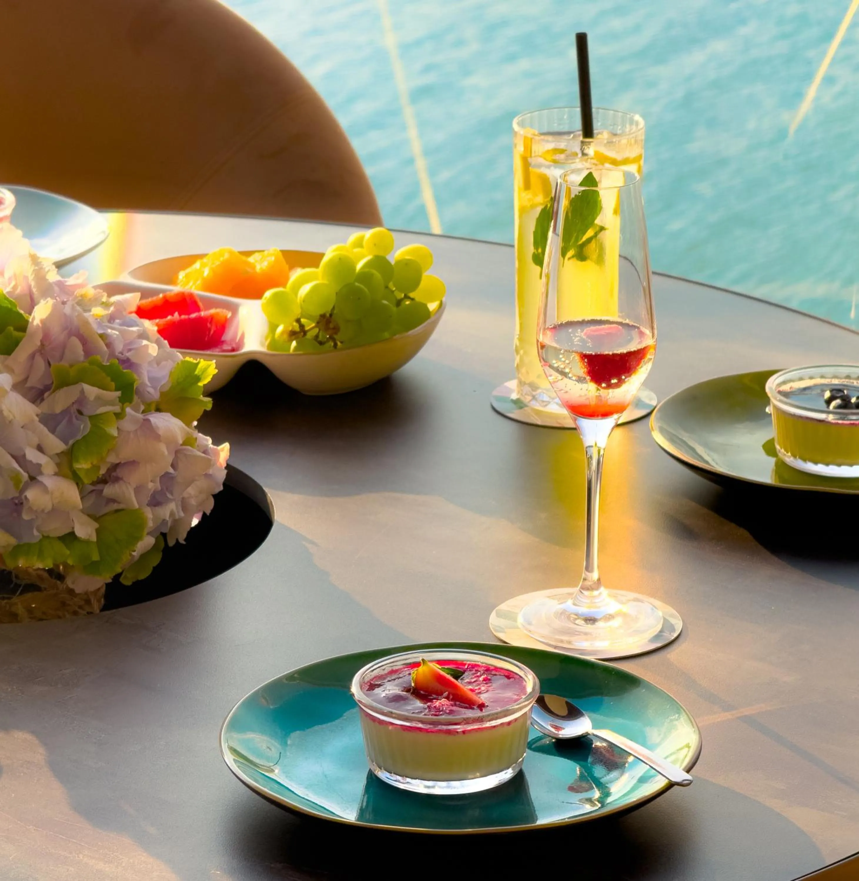 Lounge or bar in Hotel Antea - By The Sea