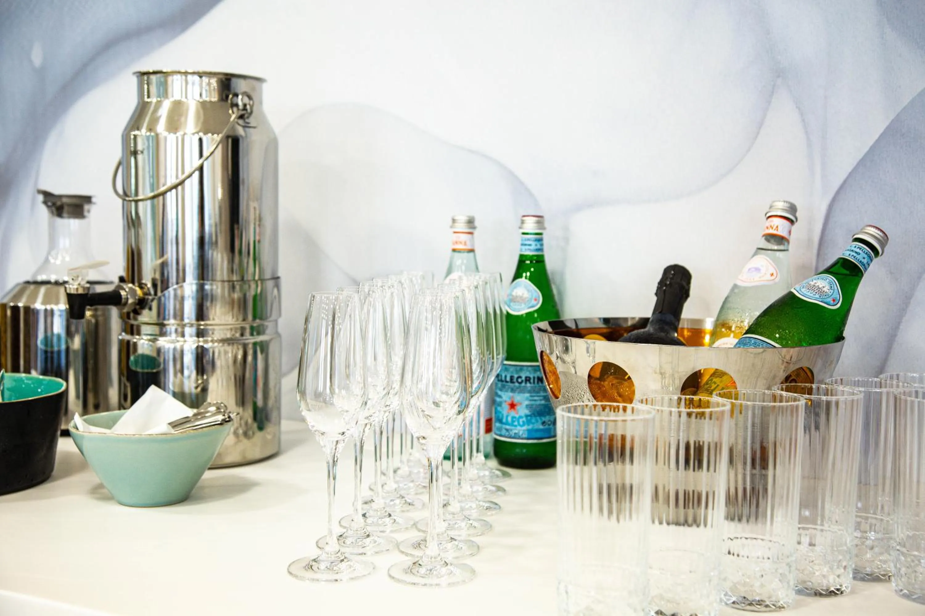 Food and drinks in Hotel Antea - By The Sea