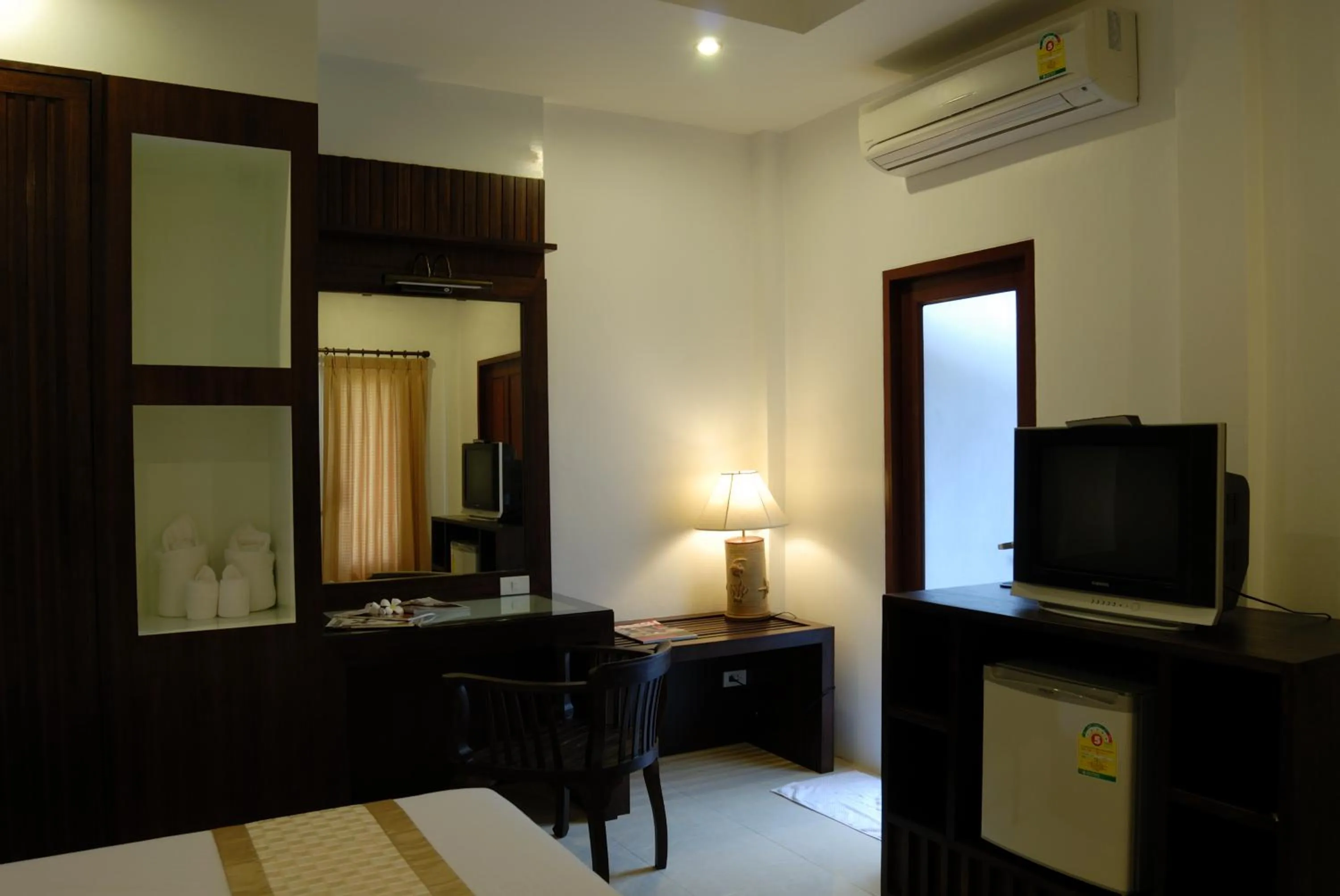 Bed in Promtsuk Buri