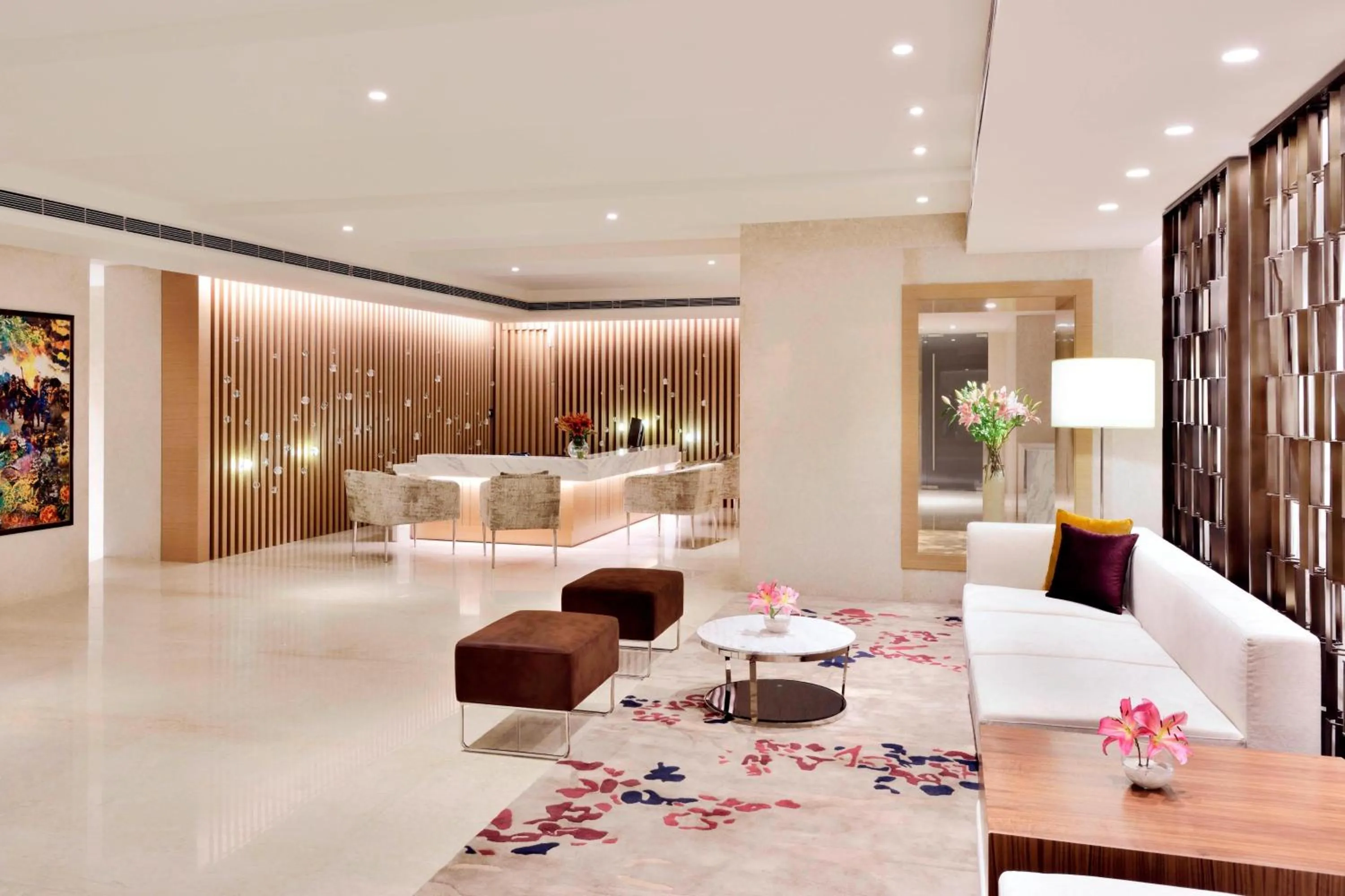 Lobby or reception in Marriott Executive Apartments Hyderabad