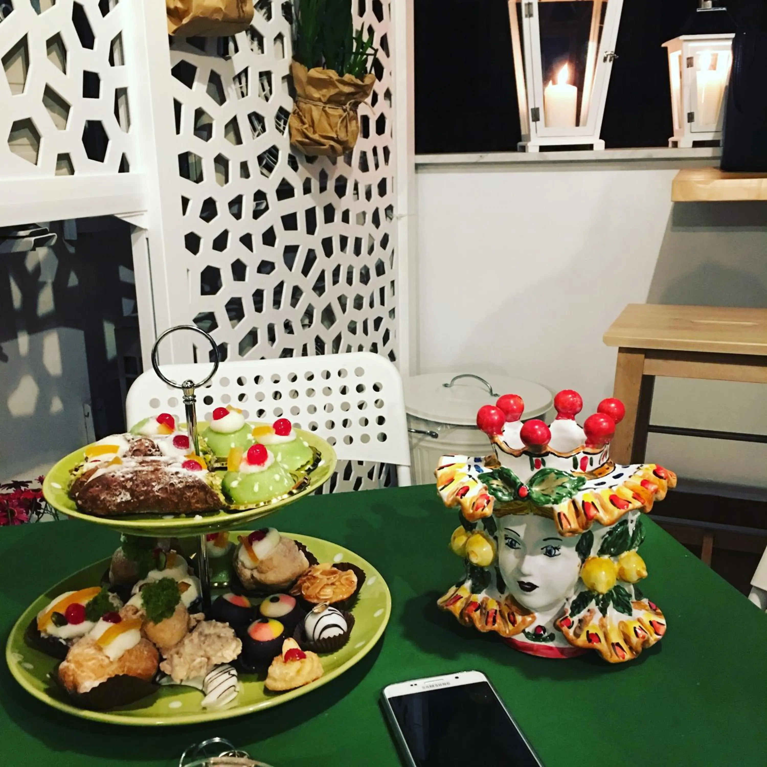 Property building in Jardin De France