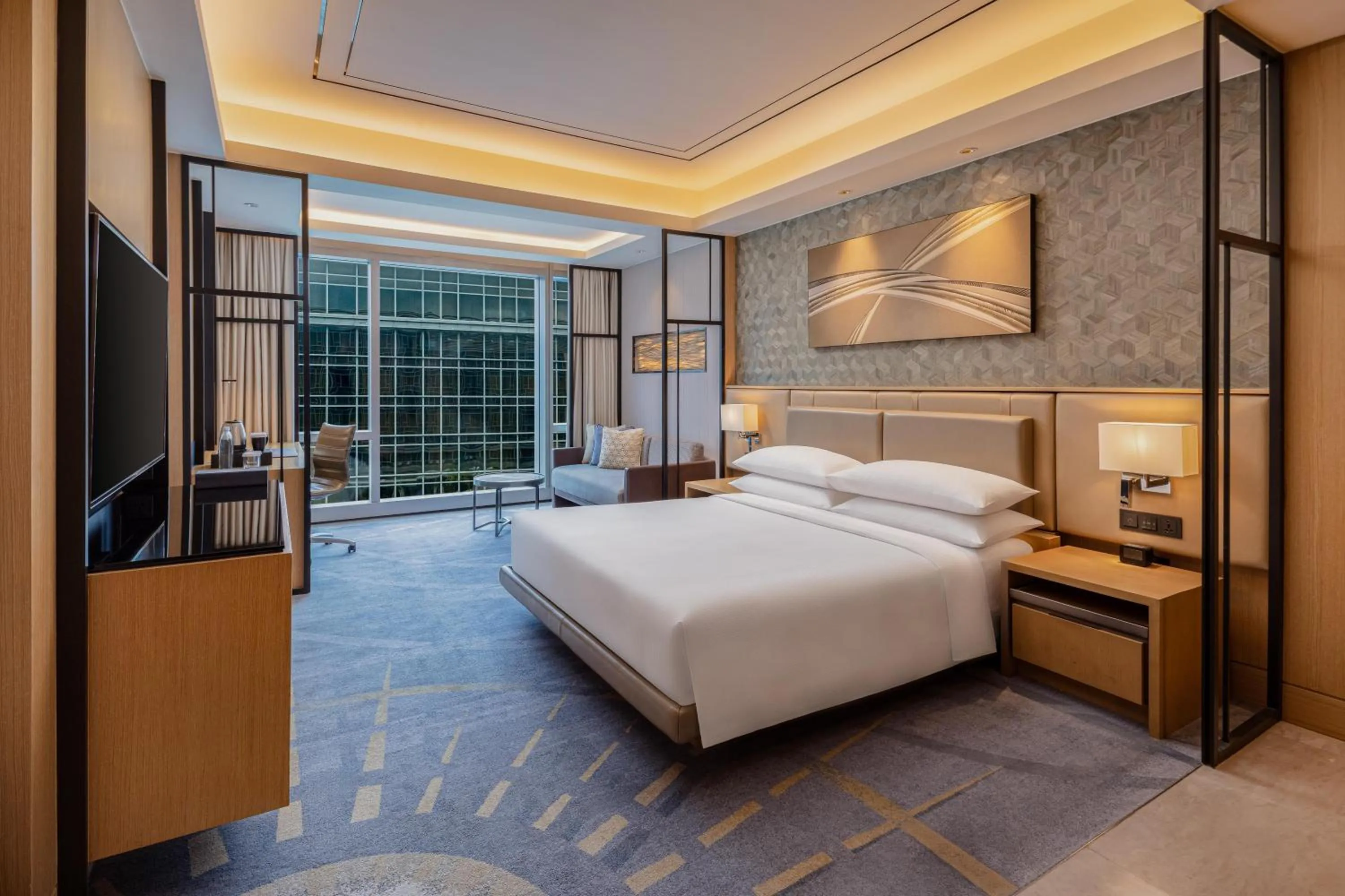 Bed in Hilton Manila Newport World Resorts