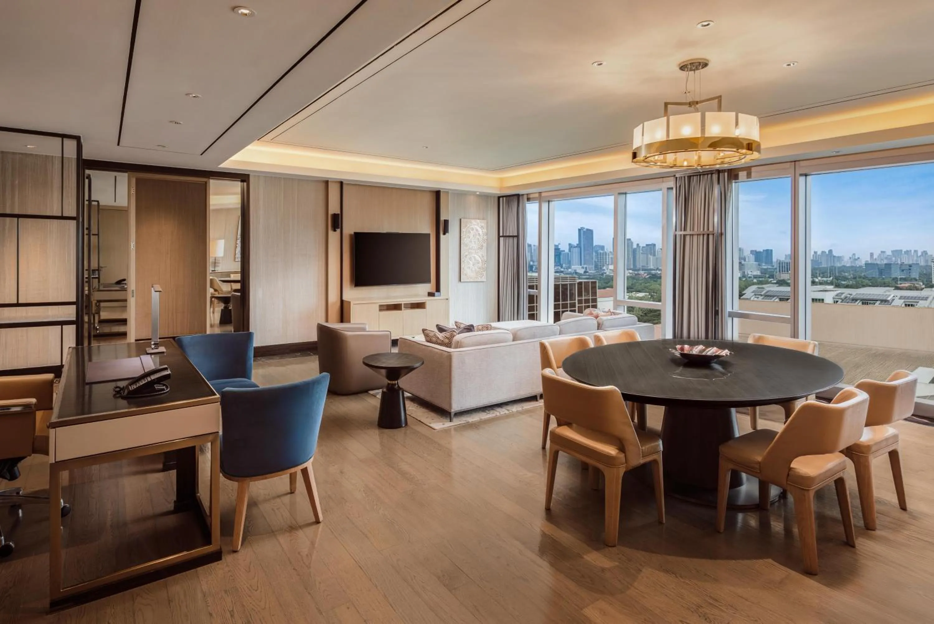 Living room in Hilton Manila Newport World Resorts