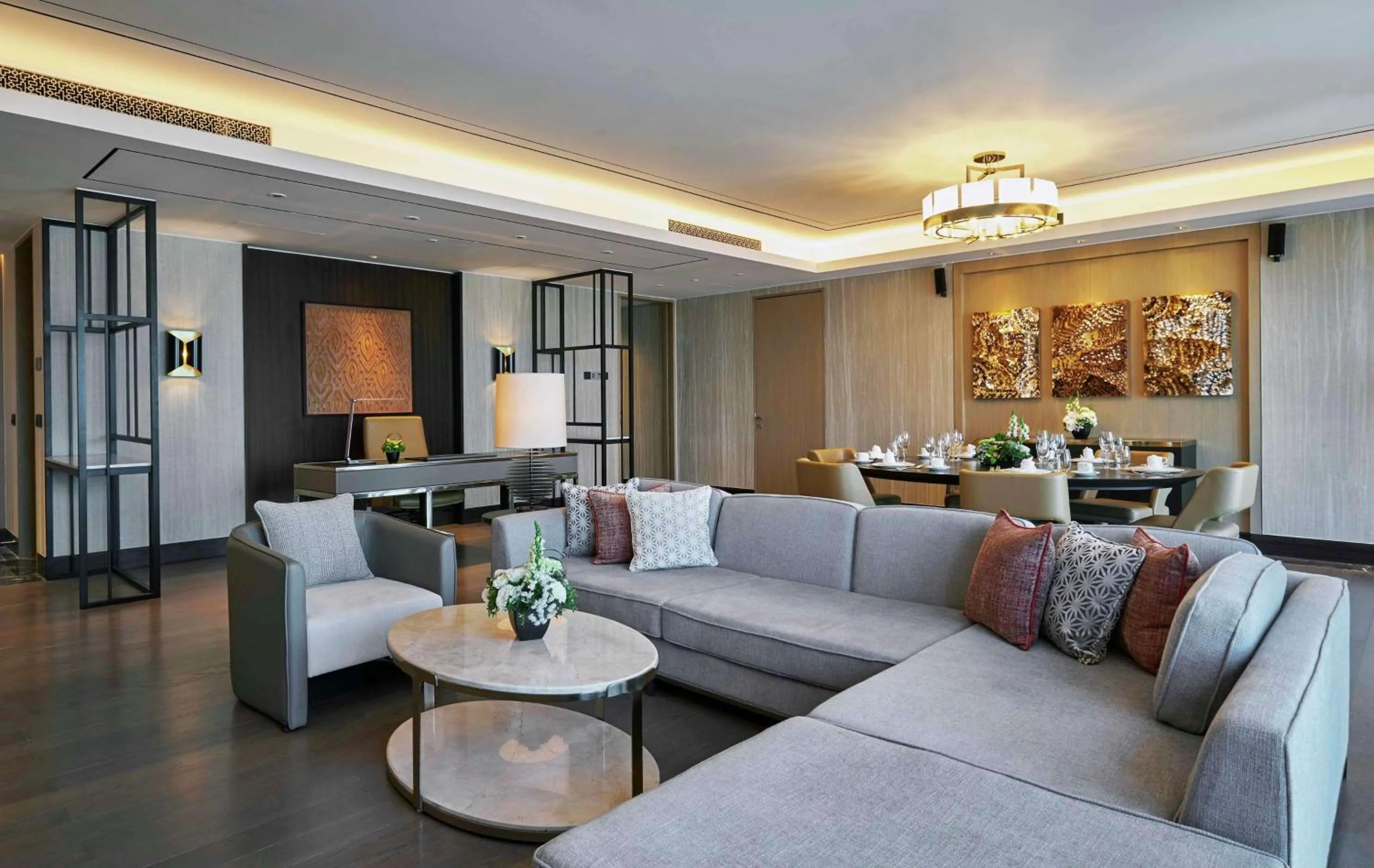 Bedroom in Hilton Manila Newport World Resorts