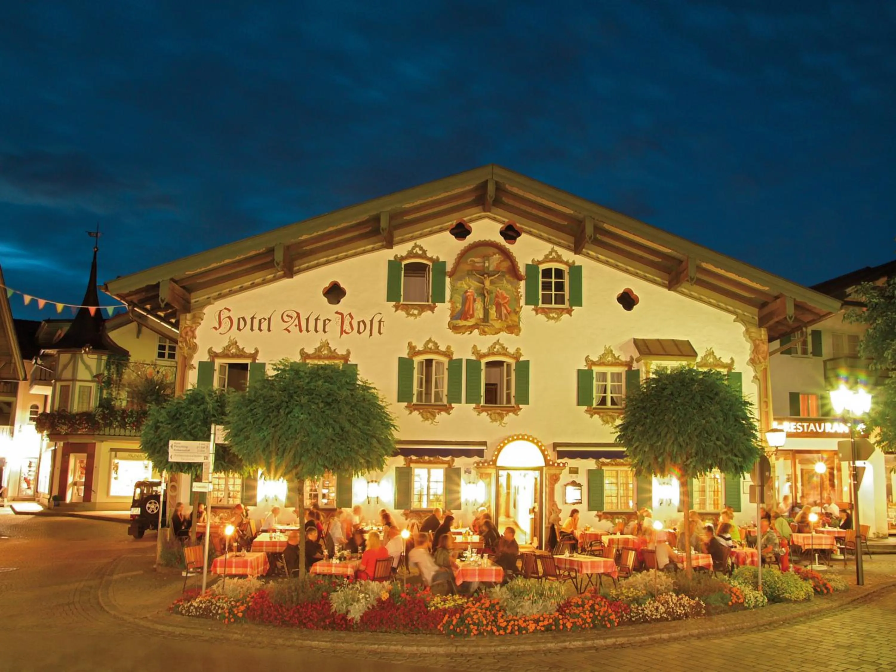 Facade/entrance in Hotel Alte Post
