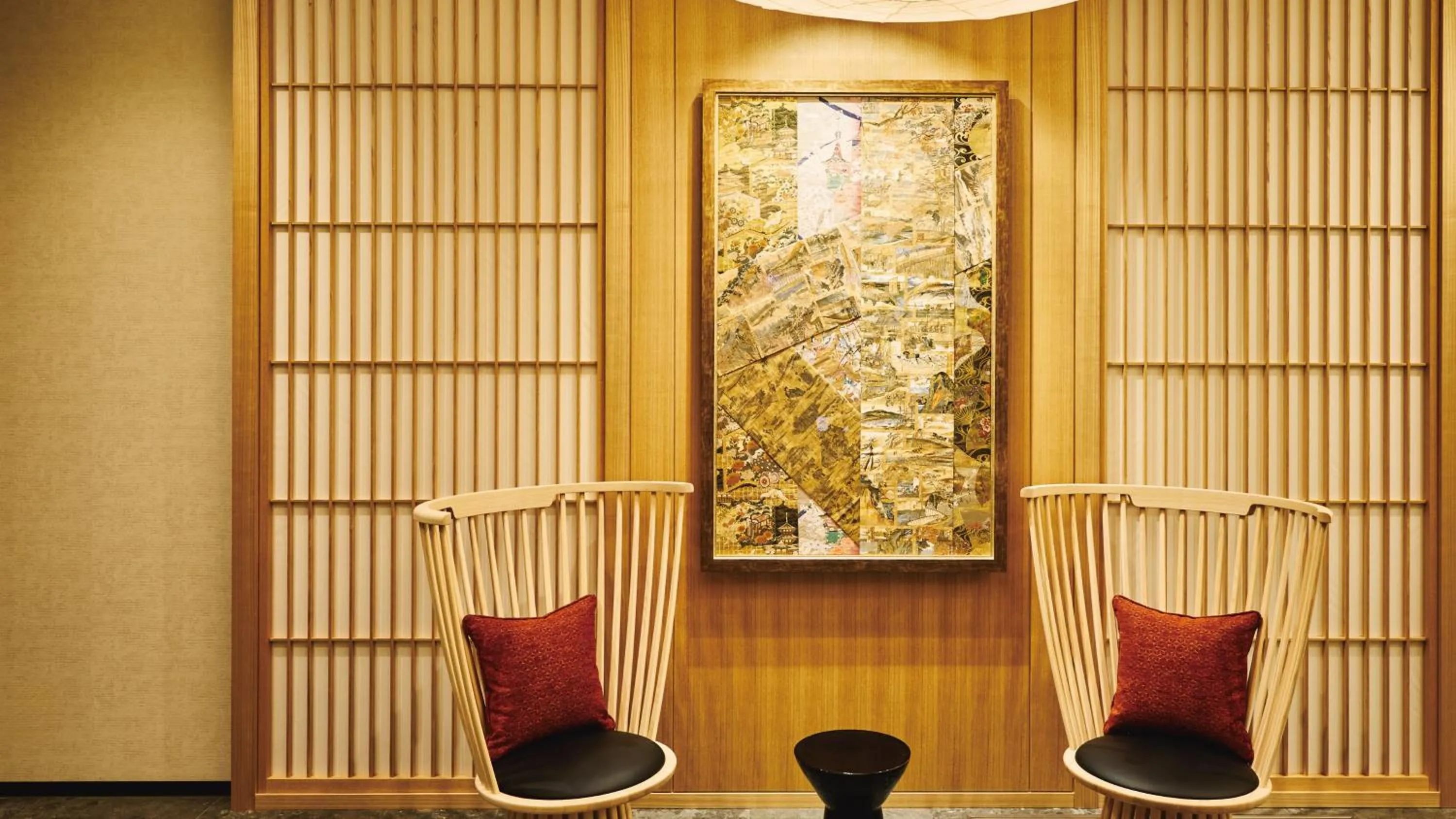 Property building in Garner Hotel Osaka Honmachi Midosuji by IHG