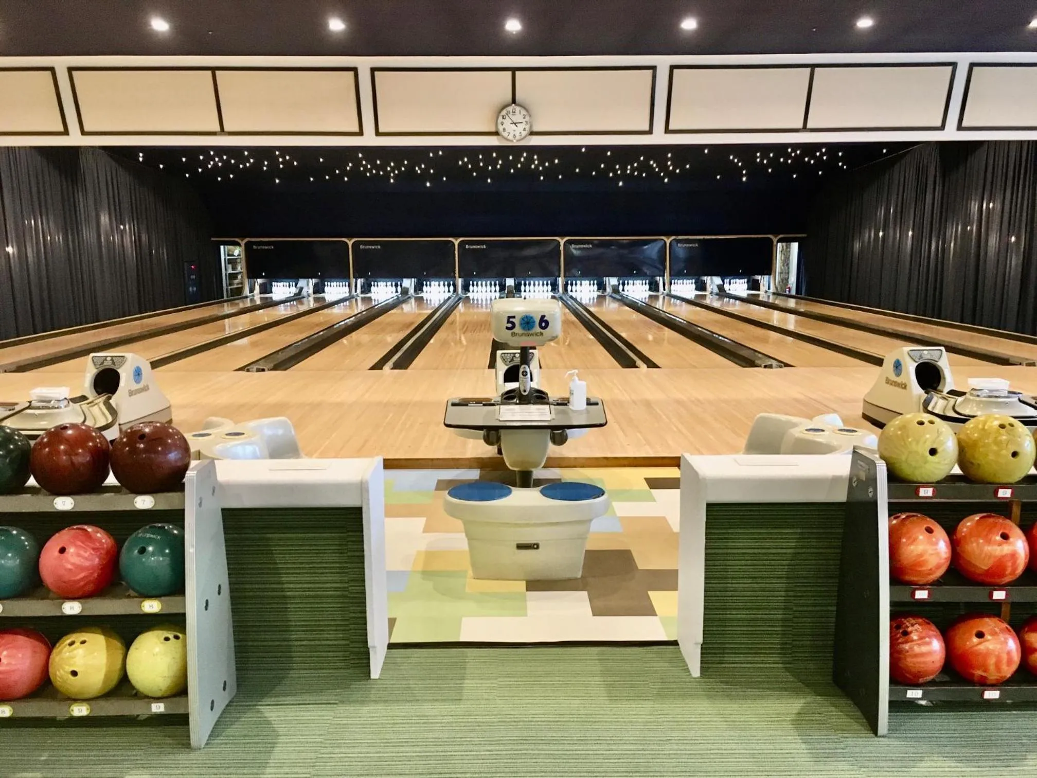 Bowling in Kashikojima Hojoen