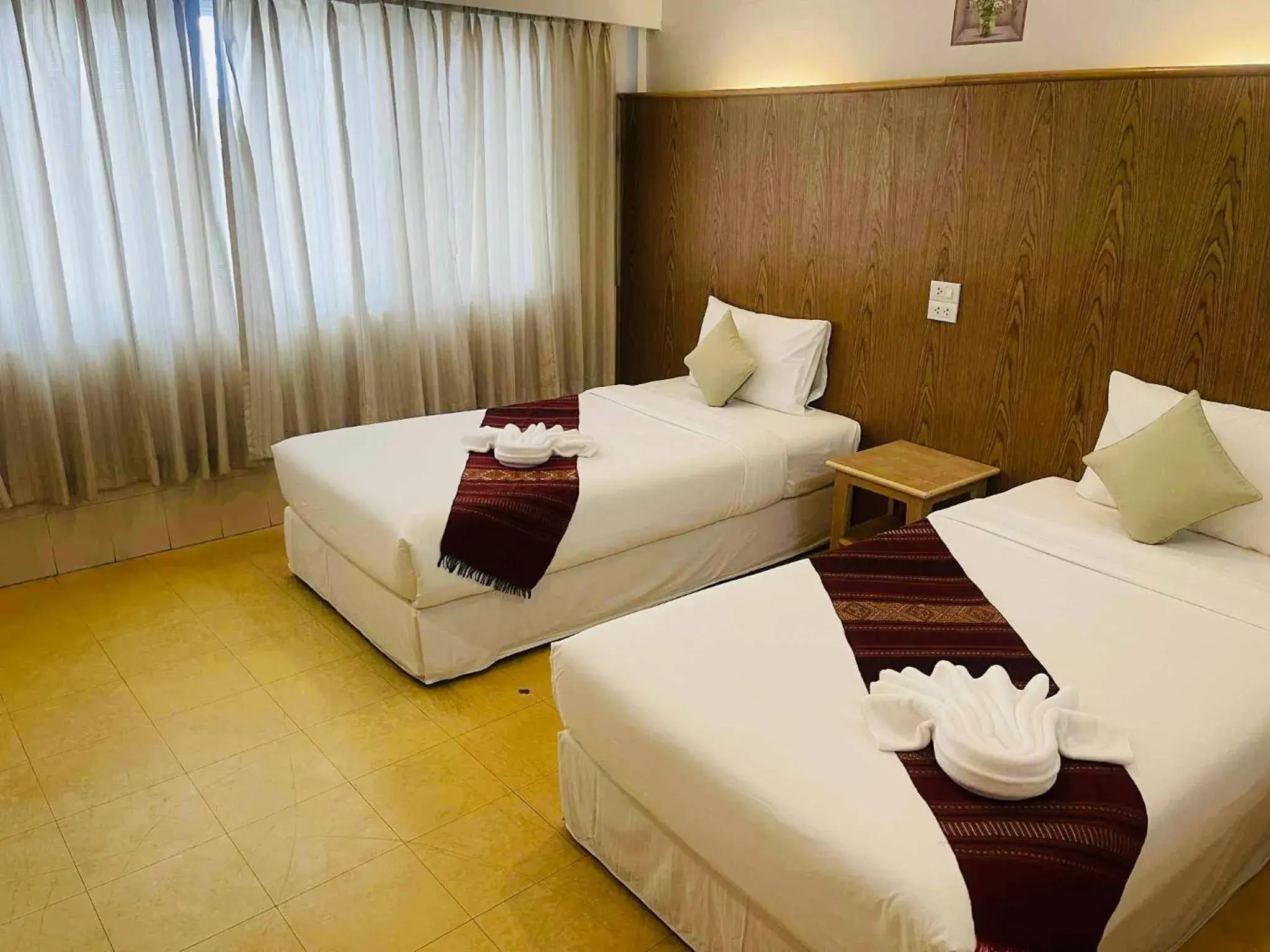 Deluxe Double or Twin Room in S2S Queen Trang Hotel Deluxe Double or Twin Room in S2S Queen Trang Hotel