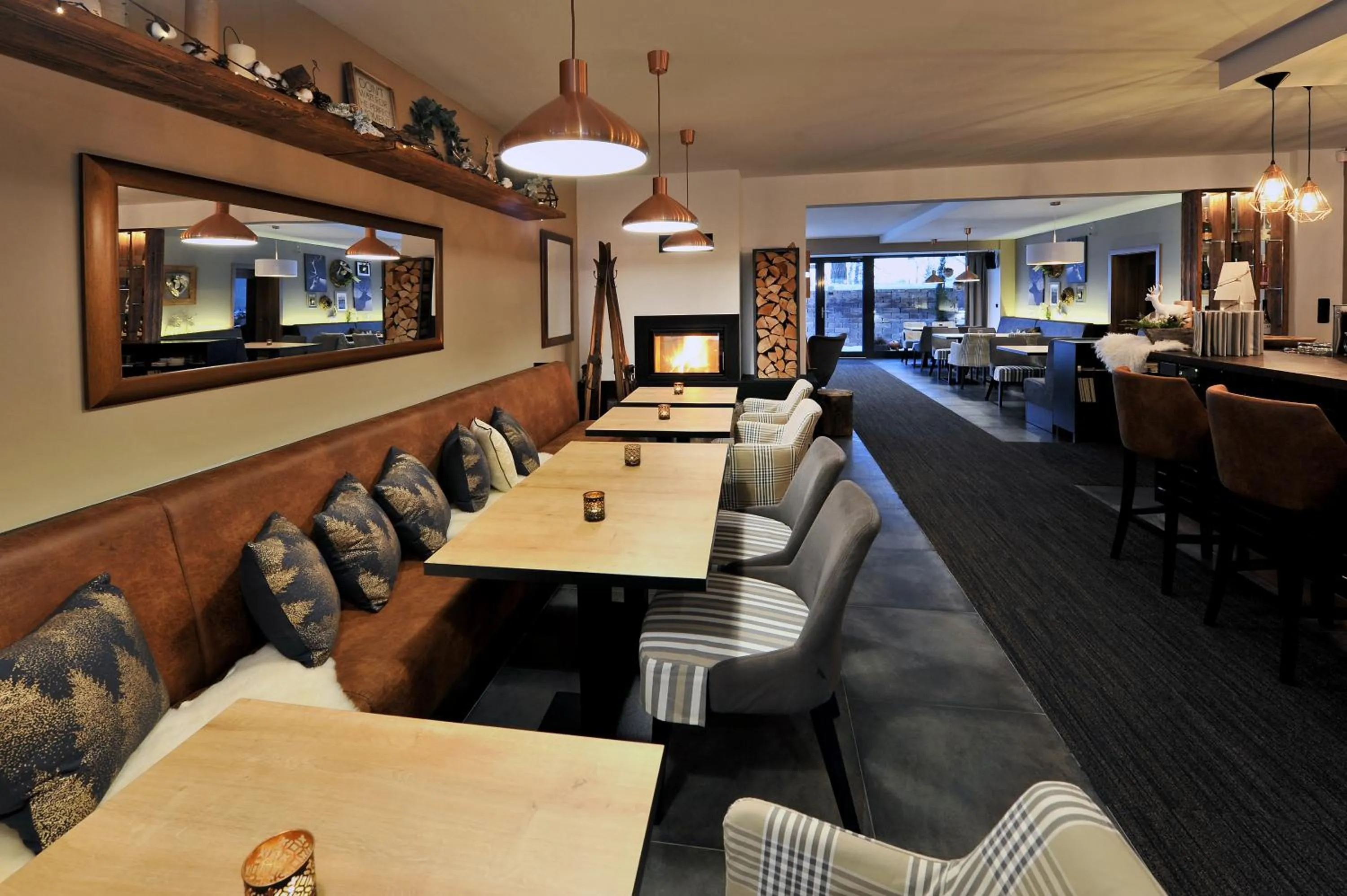 Restaurant/places to eat in APLEND Vila Olívia