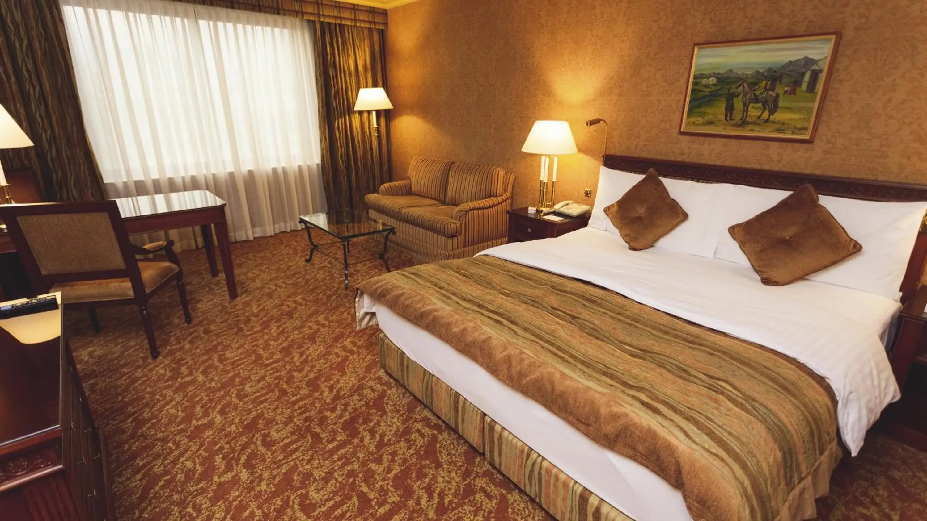 Classic King Room in InterContinental Almaty by IHG Classic King Room in InterContinental Almaty by IHG