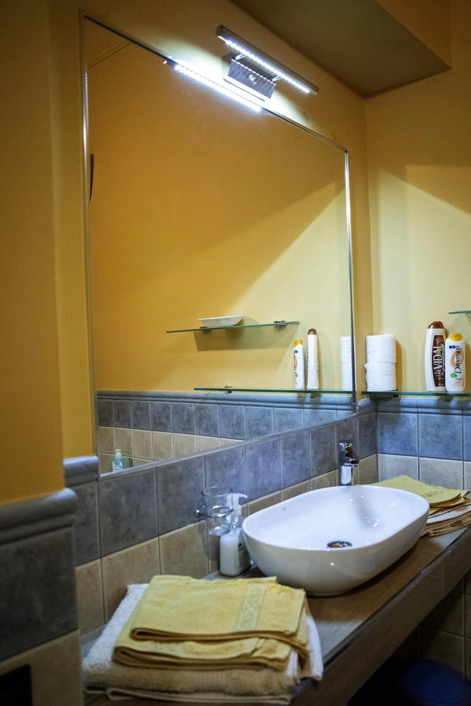 Bathroom in B&B Le Casette Di Lù