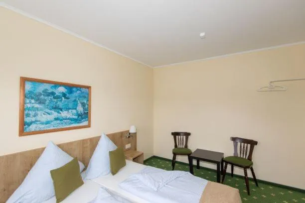 Photo of the whole room, Bed in Spreewaldhotel Garni Raddusch