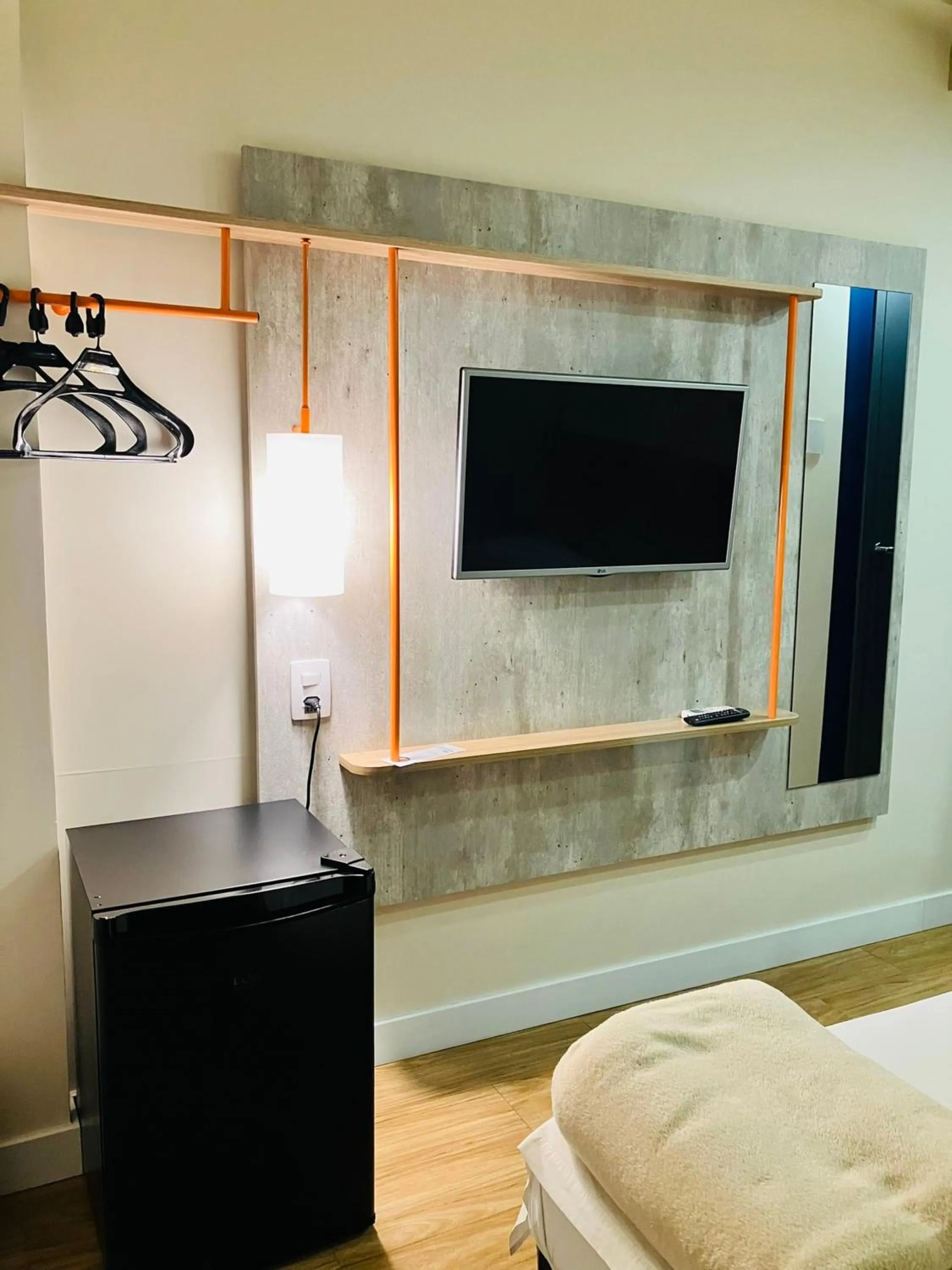 TV and multimedia in ibis budget Foz do Iguaçu