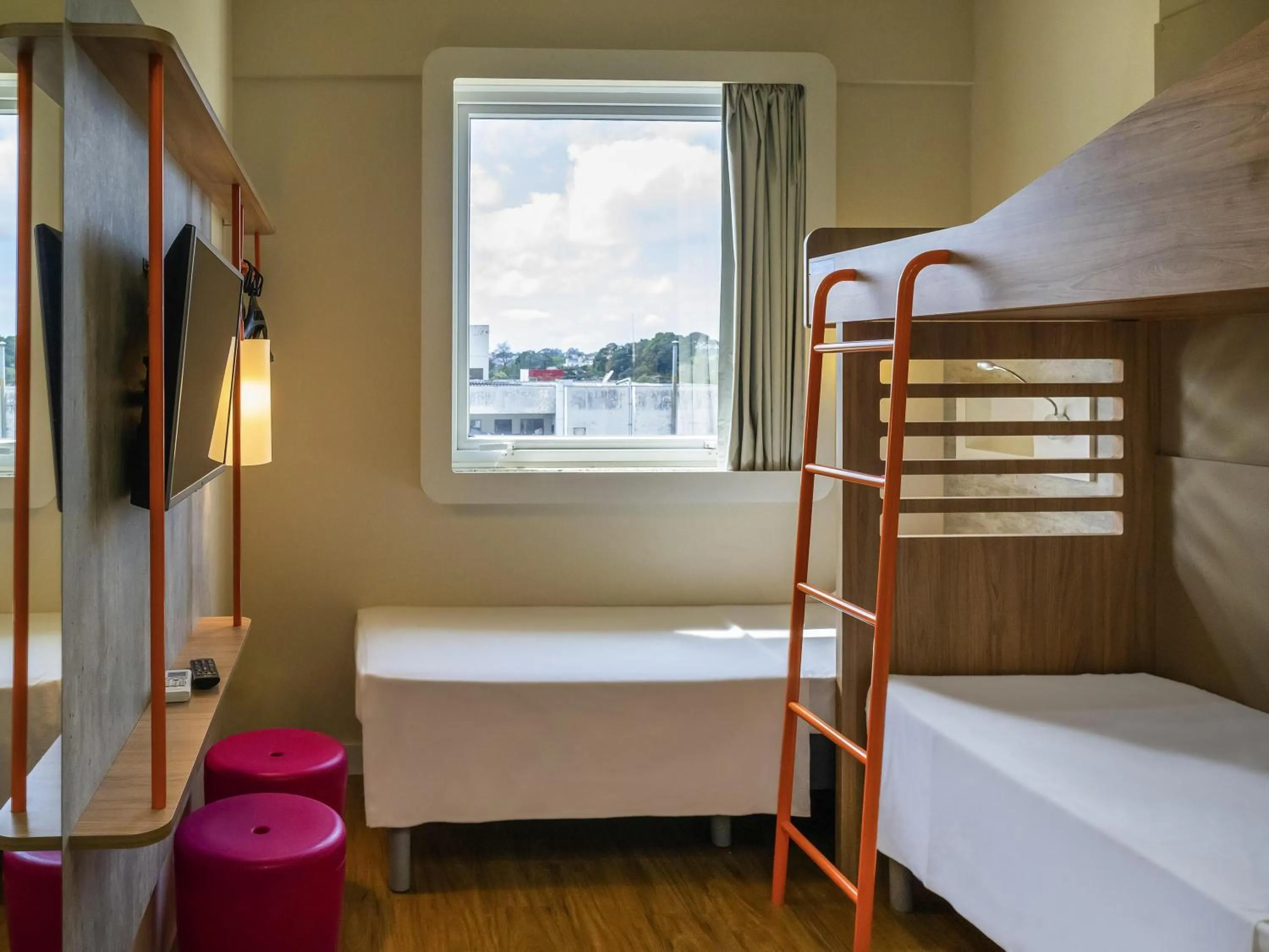 Bedroom, Bed in ibis budget Foz do Iguaçu