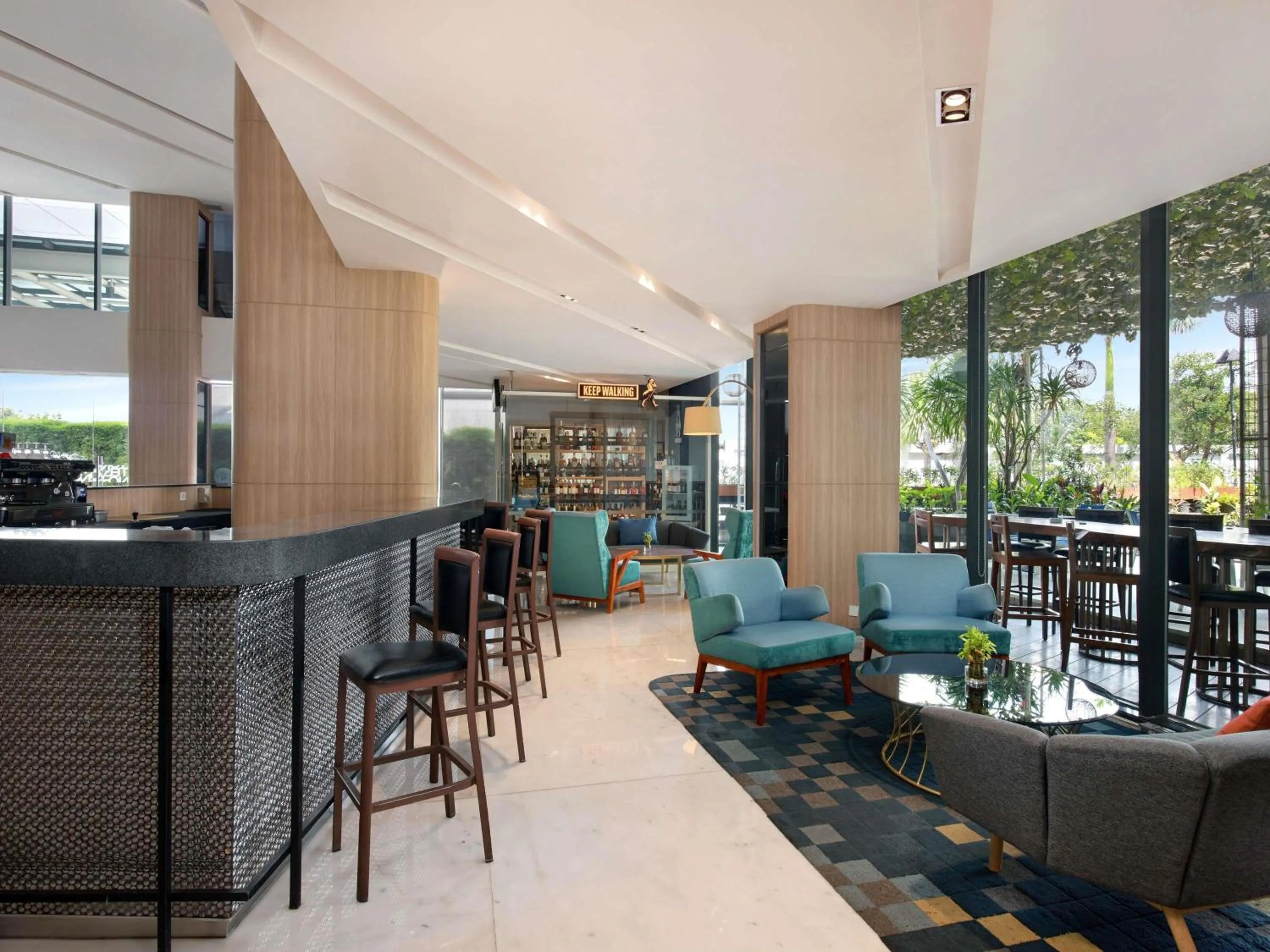 Lounge or bar in Novotel Samator Surabaya Timur
