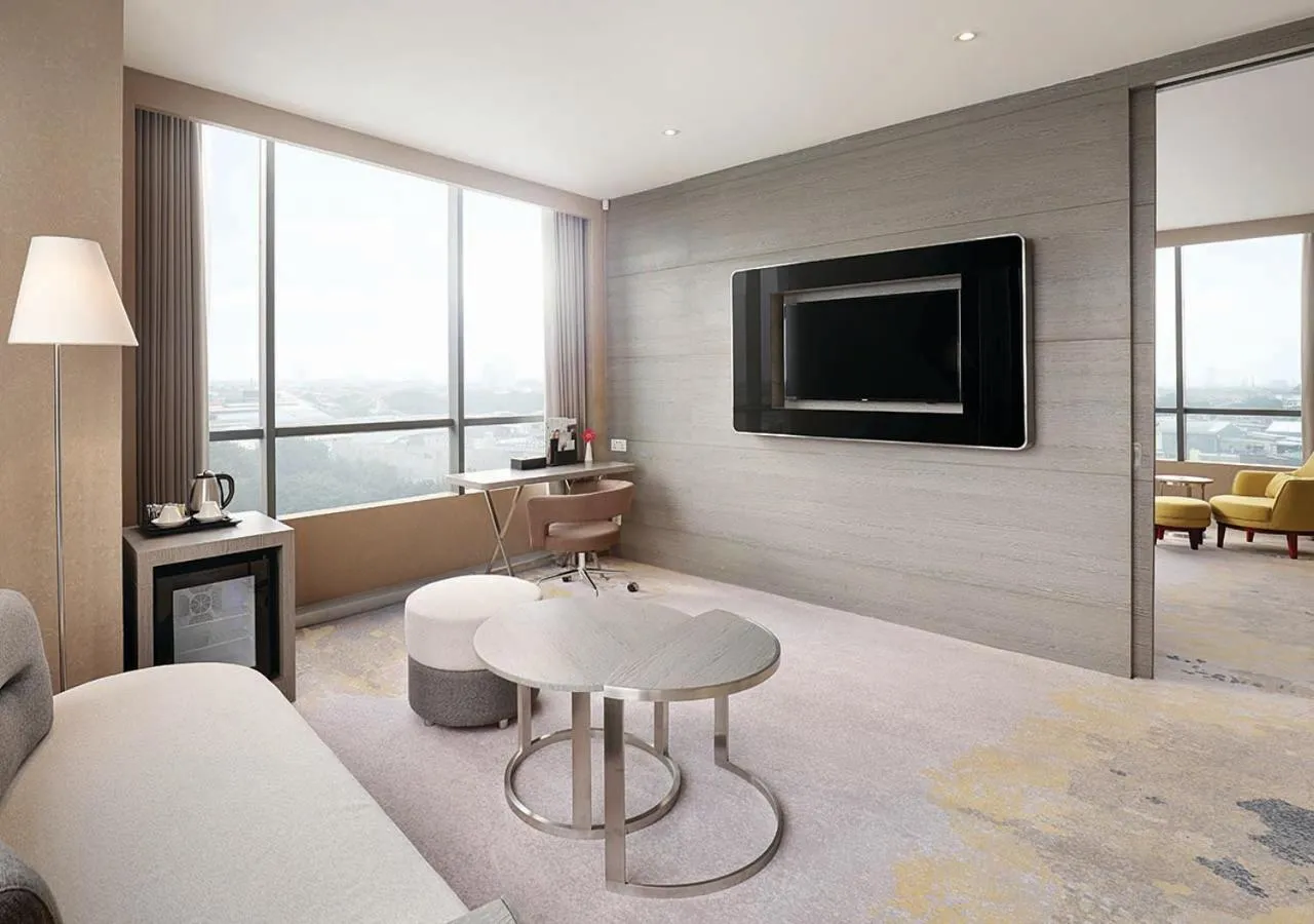 Living room in Novotel Samator Surabaya Timur