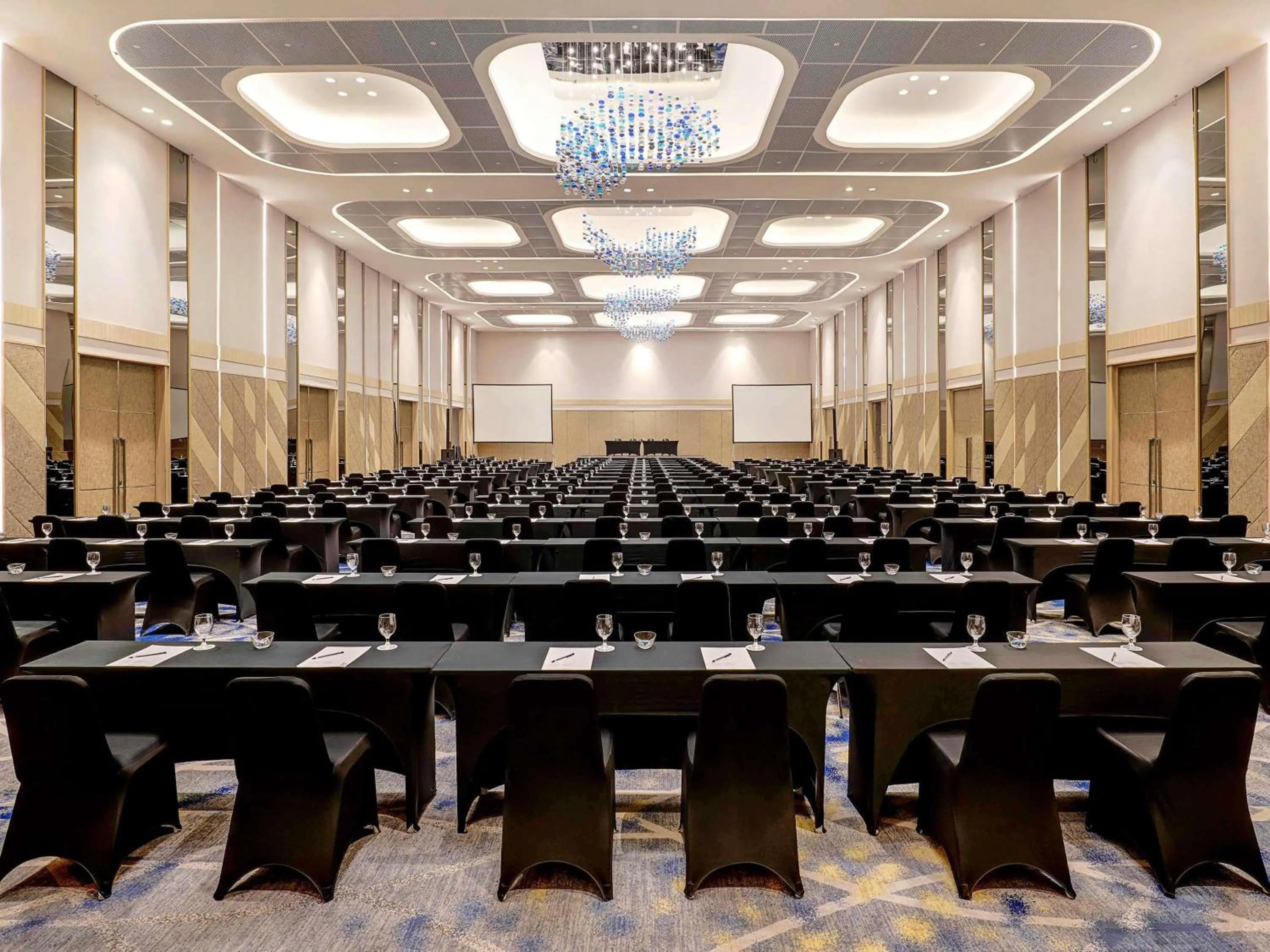 Meeting/conference room in Novotel Samator Surabaya Timur