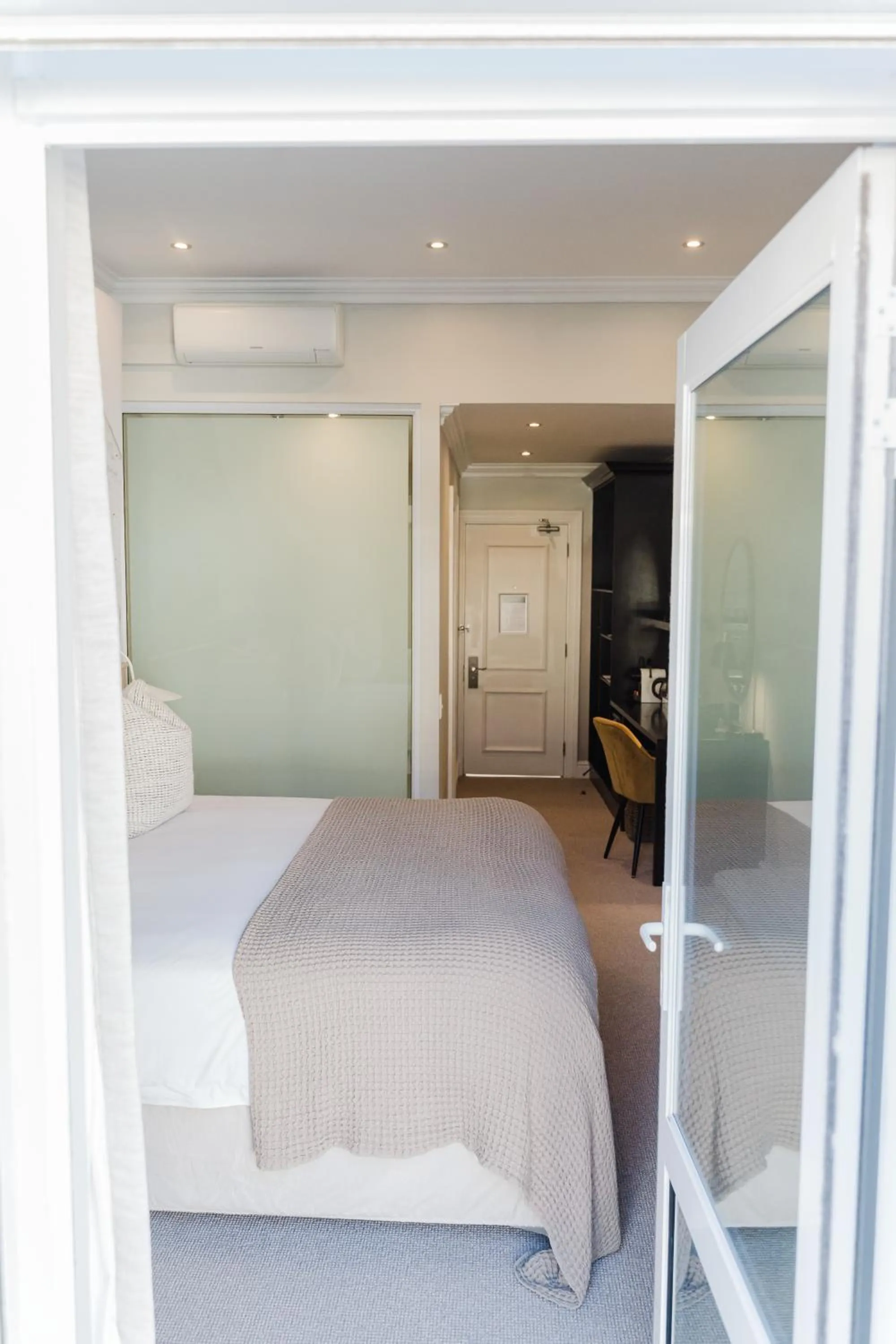 Bed in Cloud 9 Boutique Hotel and Spa