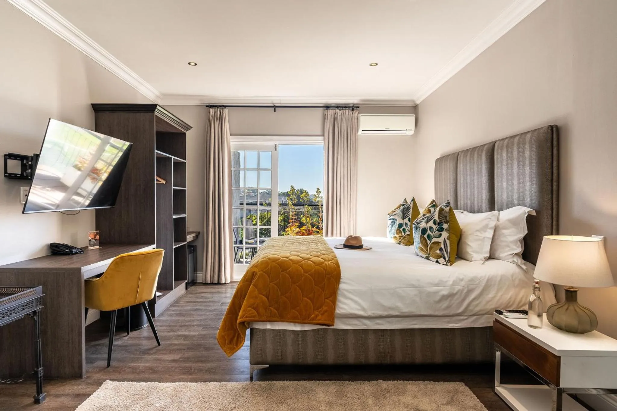 Bed in Cloud 9 Boutique Hotel and Spa