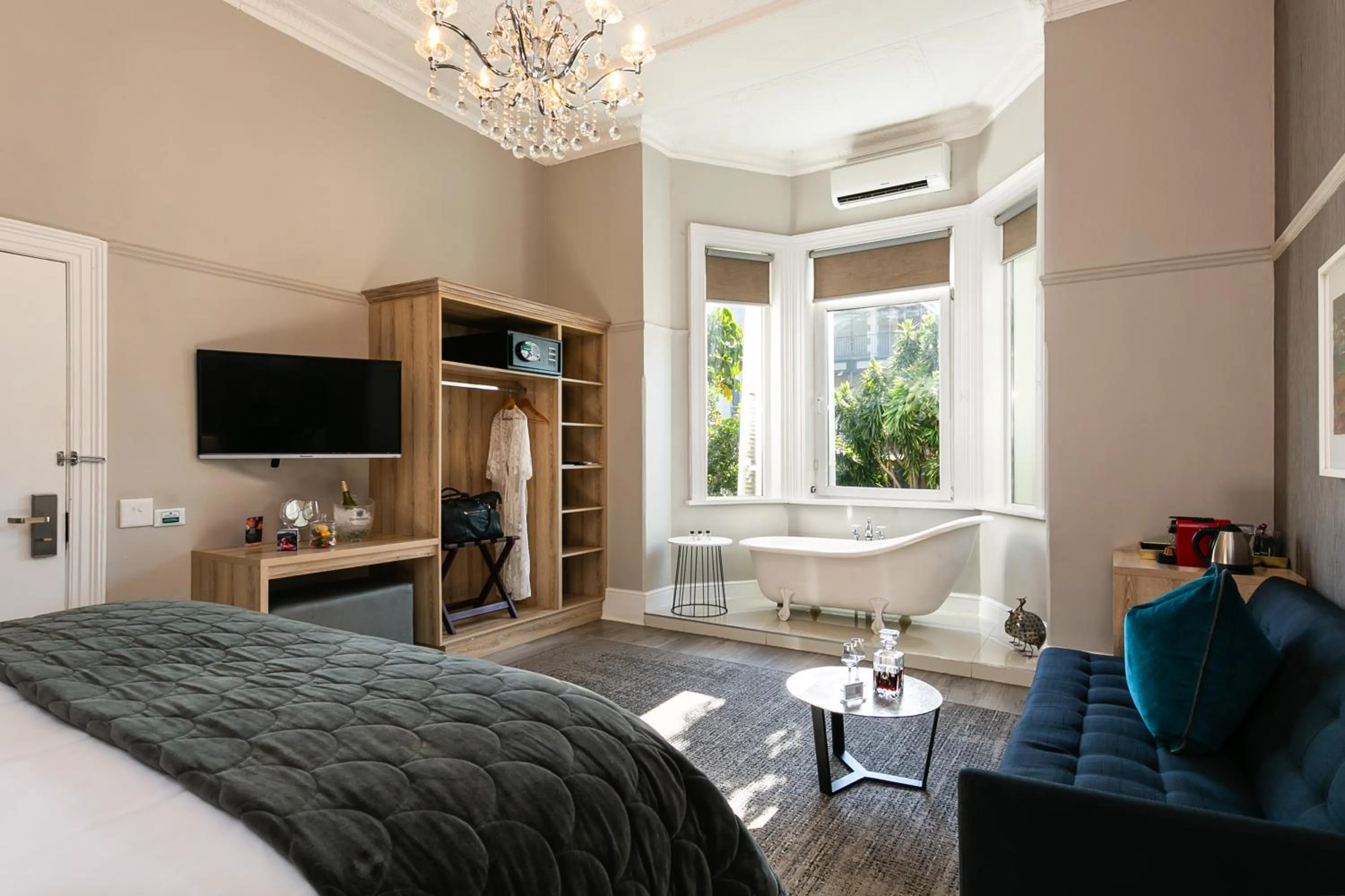 Bed in Cloud 9 Boutique Hotel and Spa