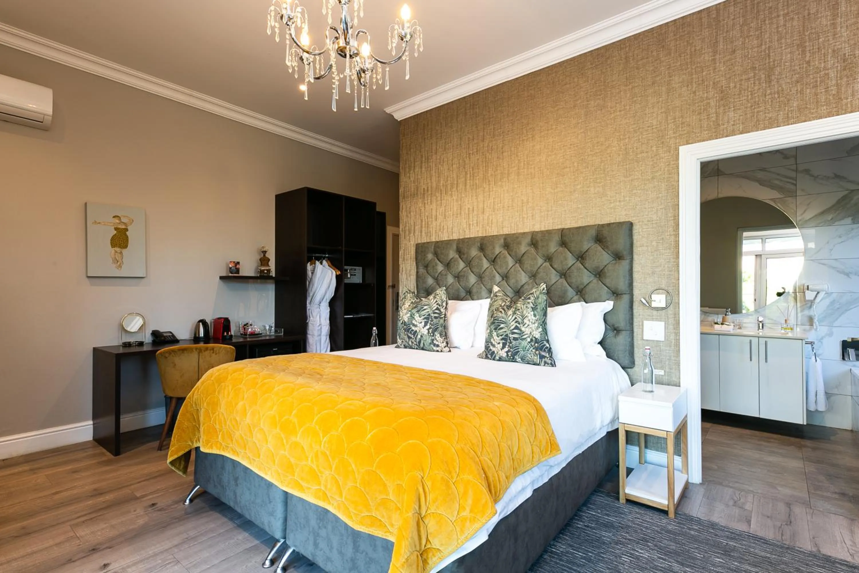 Bed in Cloud 9 Boutique Hotel and Spa