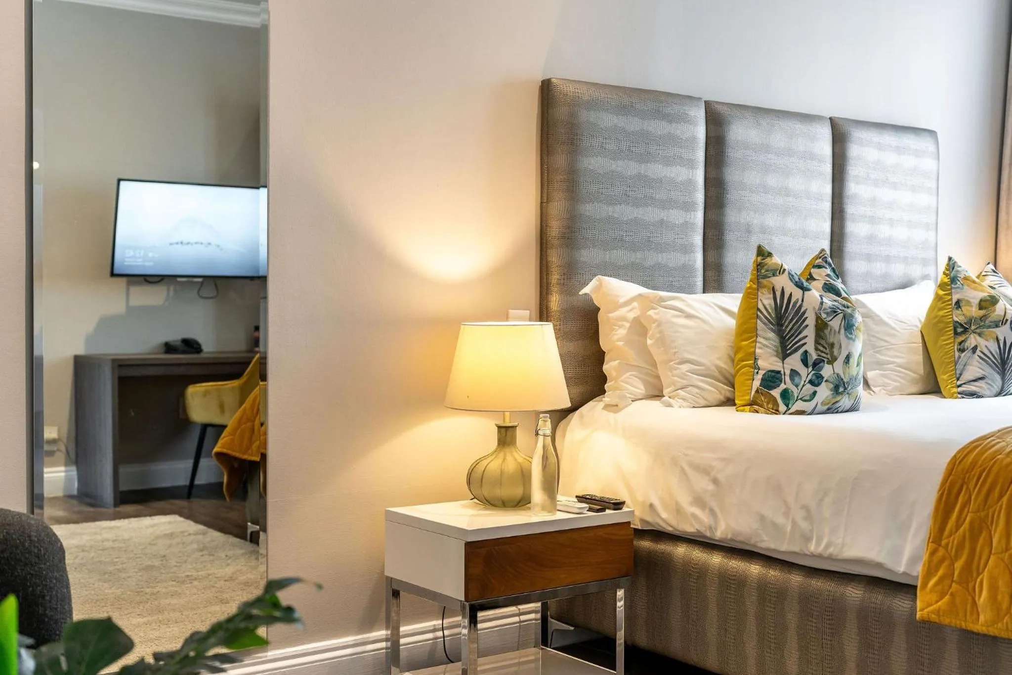 Bedroom, Bed in Cloud 9 Boutique Hotel and Spa