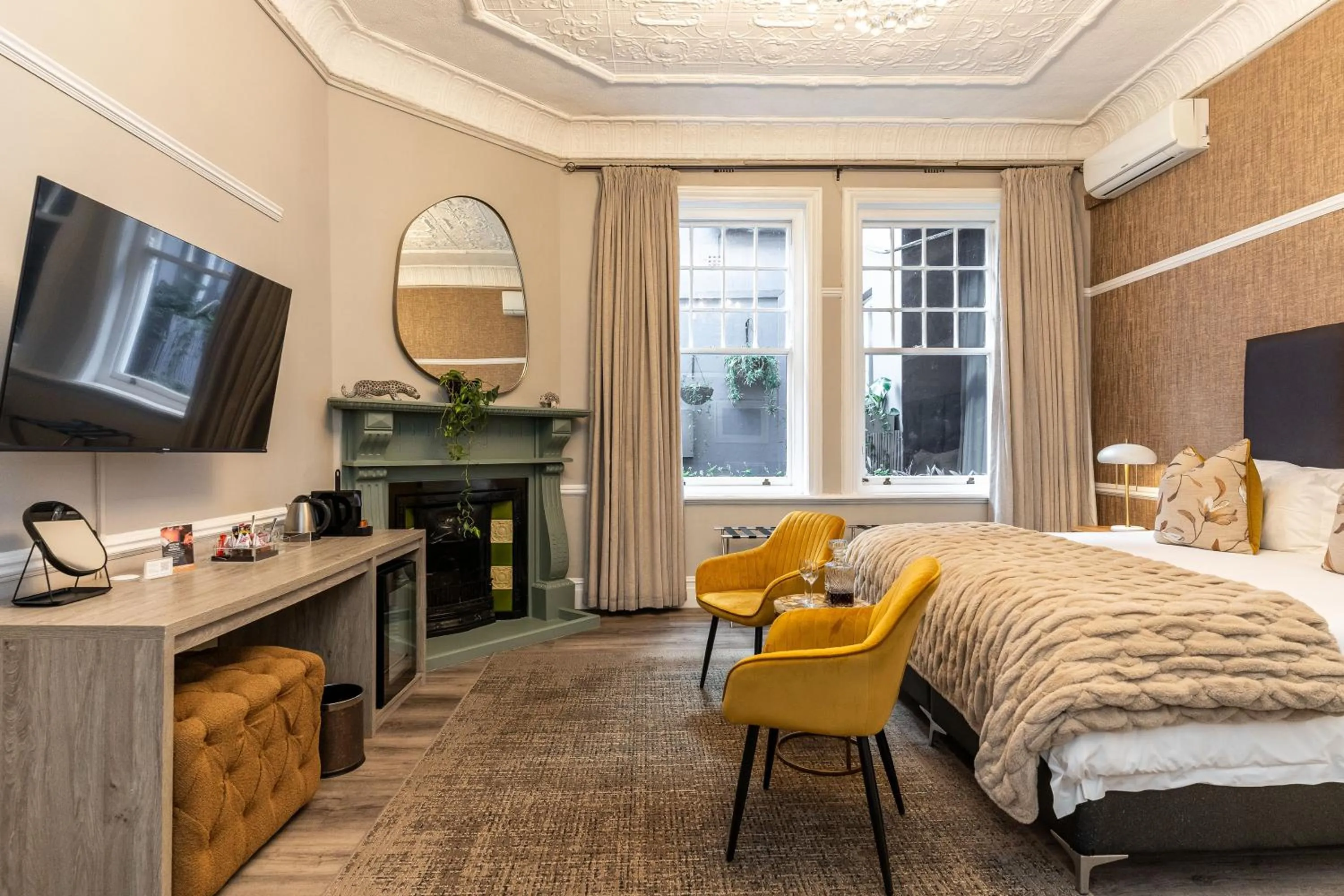 Bedroom, Bed in Cloud 9 Boutique Hotel and Spa