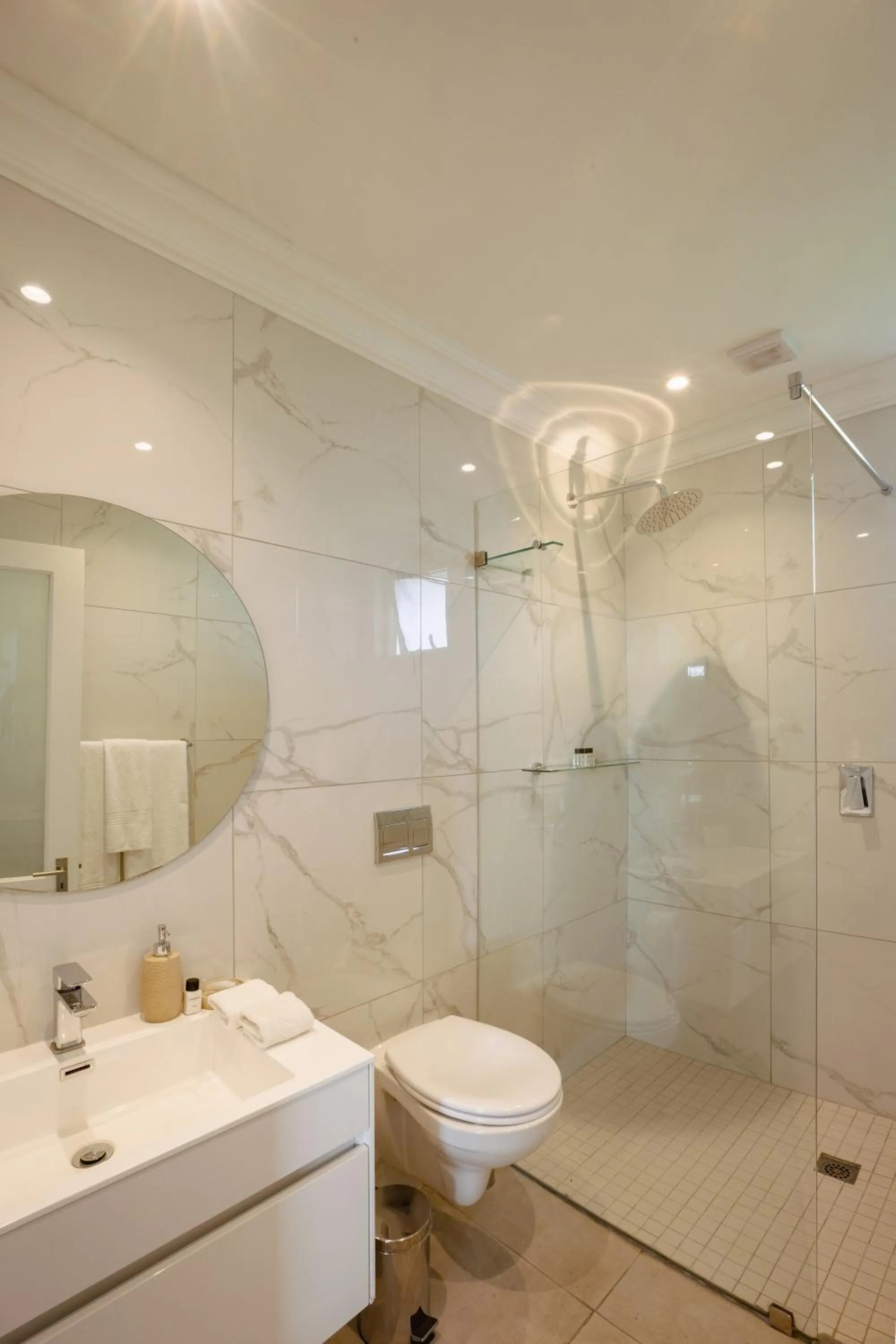 Shower in Cloud 9 Boutique Hotel and Spa