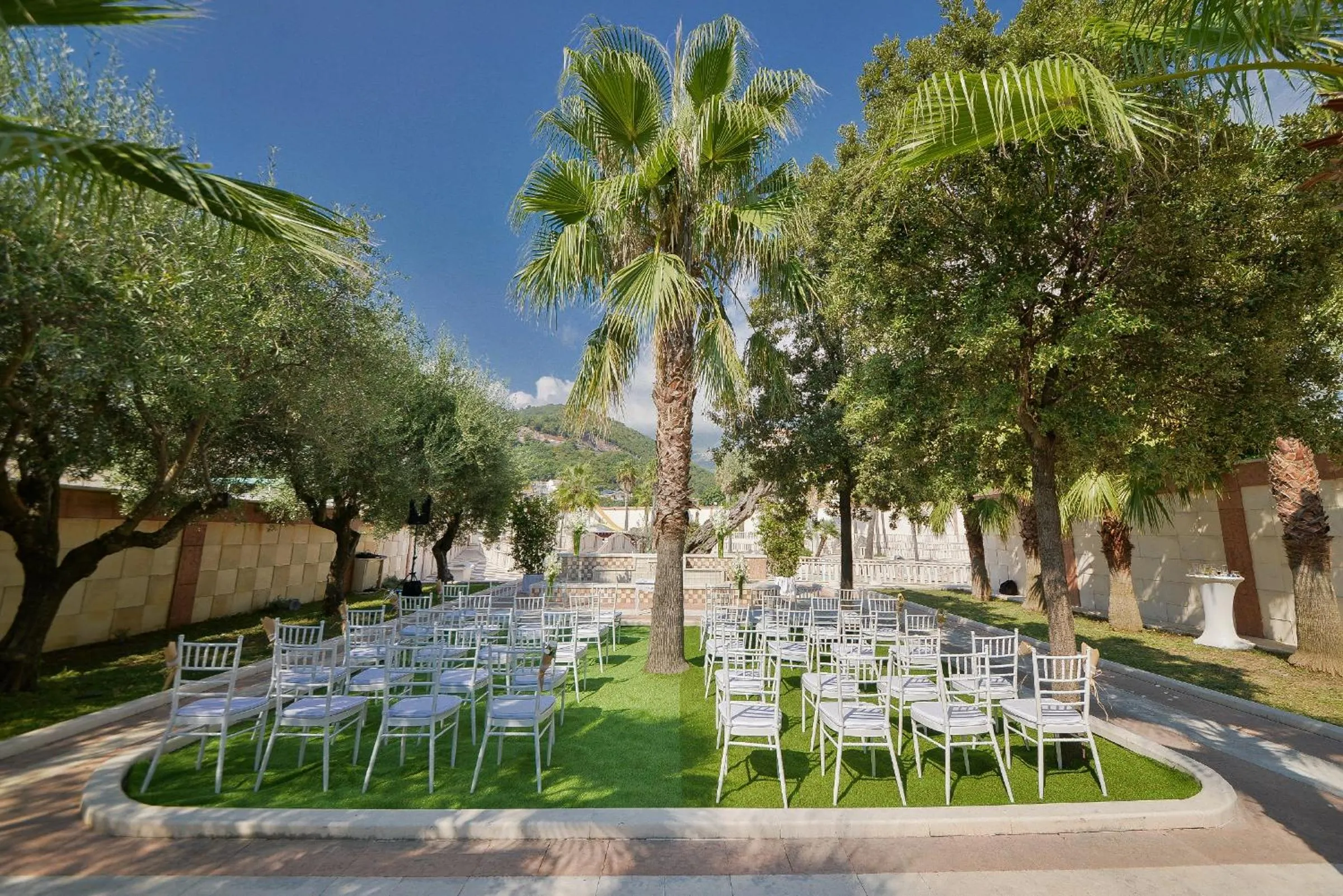 Garden in Mediteran Hotel & Resort