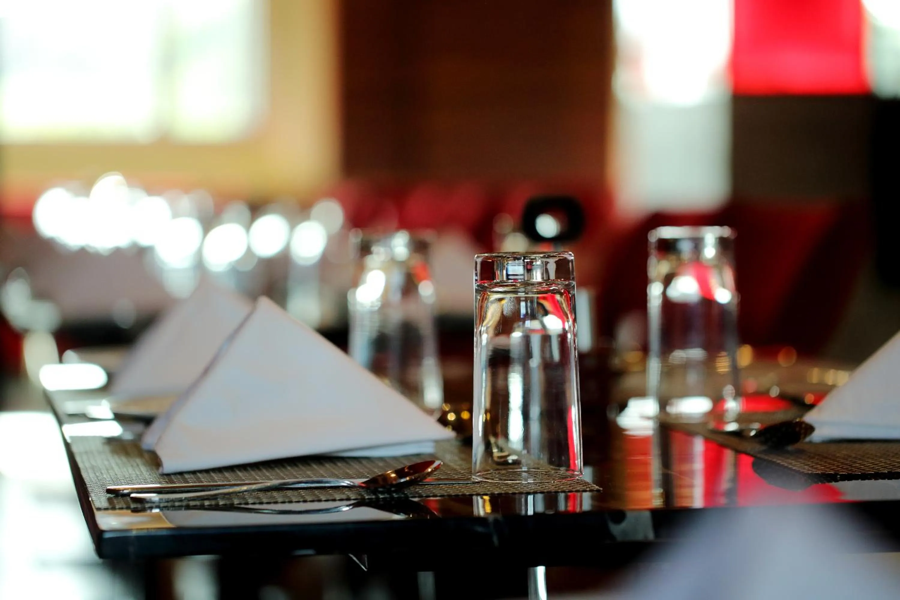 Restaurant/places to eat in Hotel Kasturi Orchid