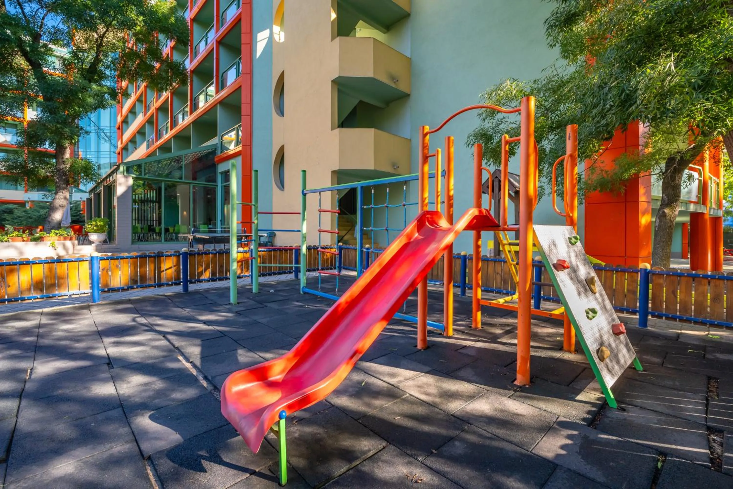 Day in MPM Hotel Kalina Garden - All Inclusive