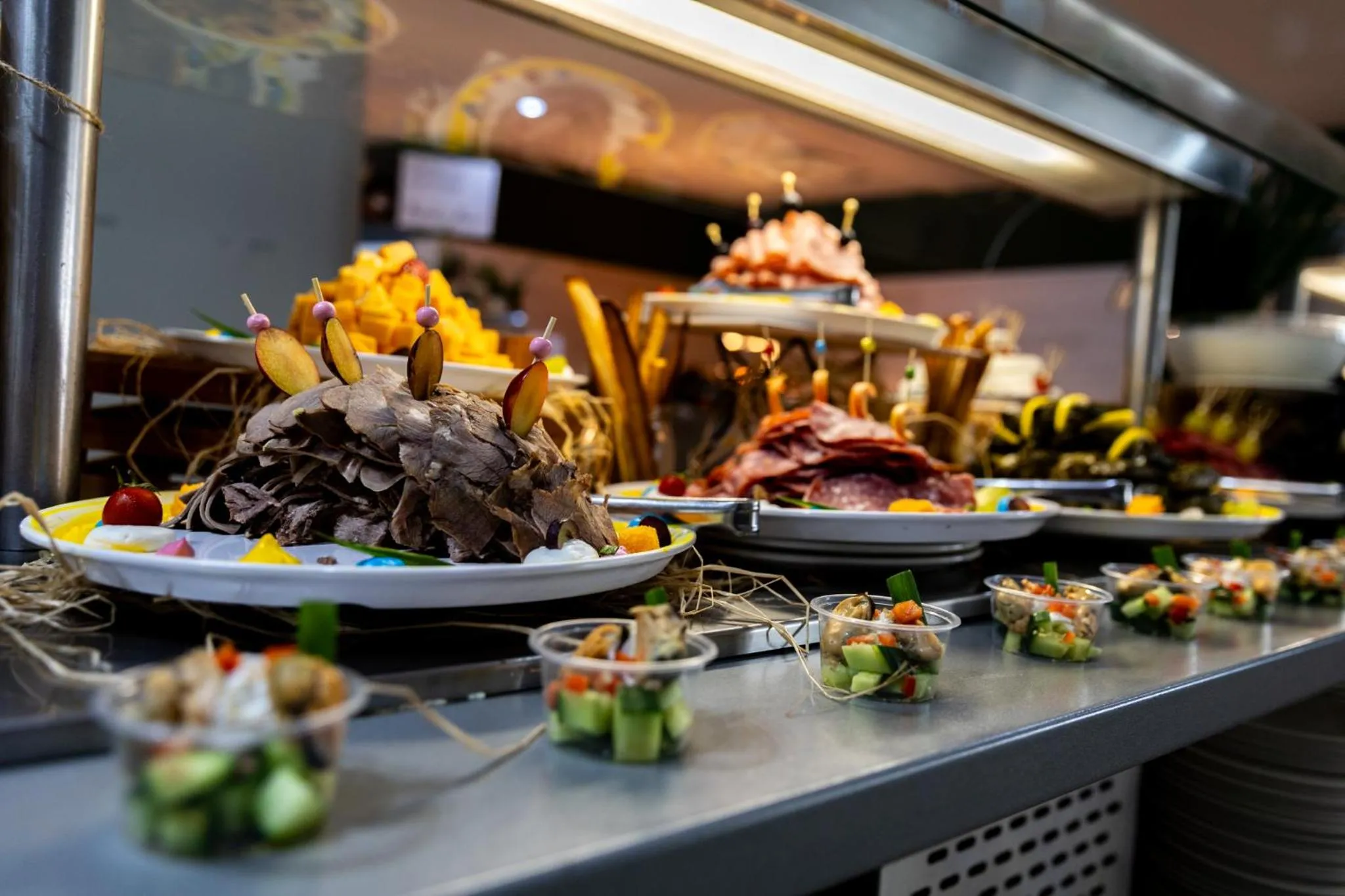 Food and drinks in MPM Hotel Kalina Garden - All Inclusive