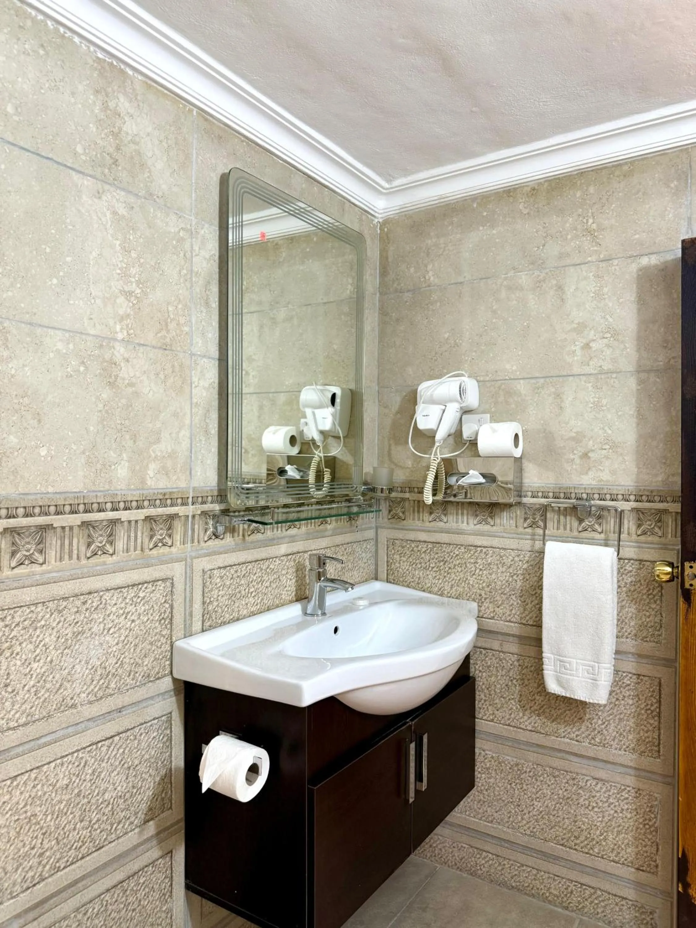 Bathroom in Hayat Zaman Hotel And Resort Petra