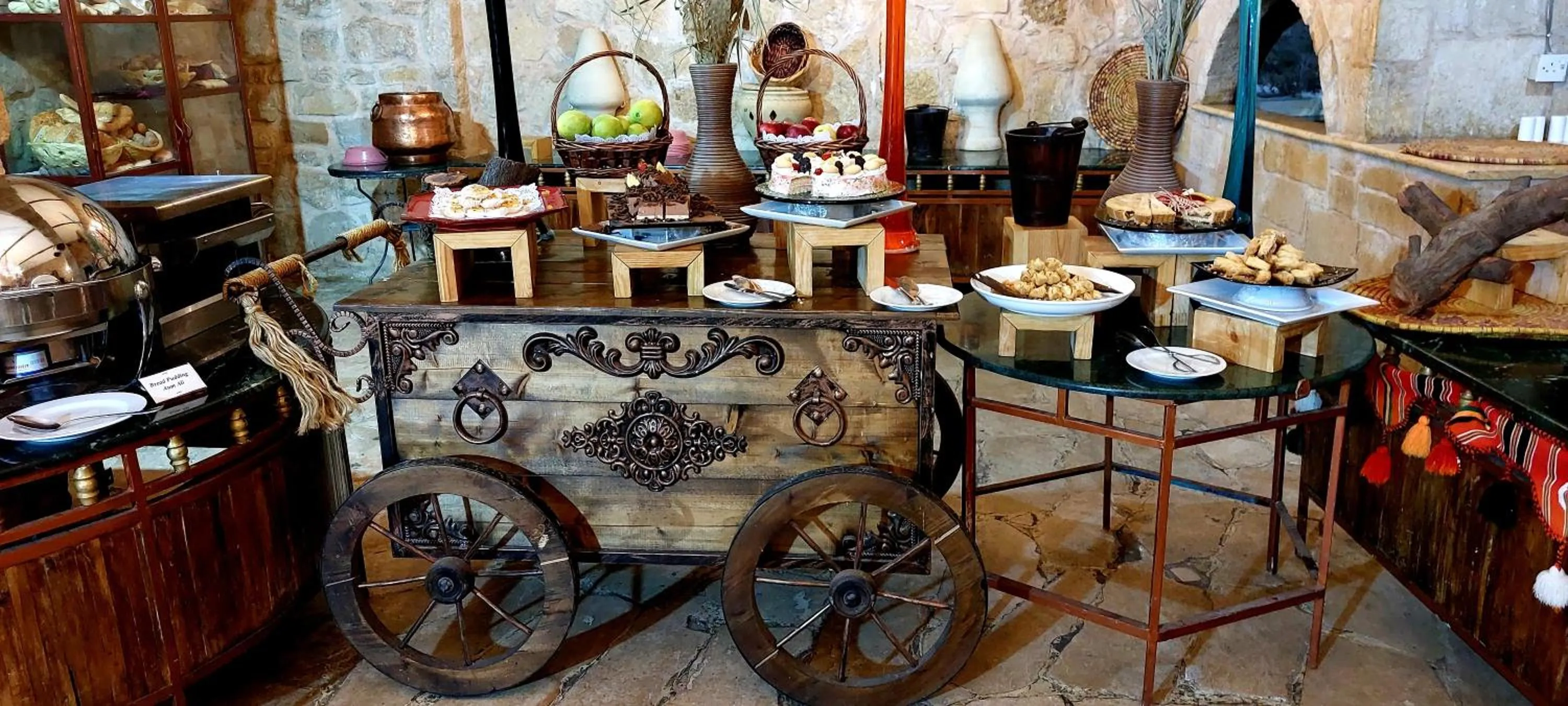 Food in Hayat Zaman Hotel And Resort Petra