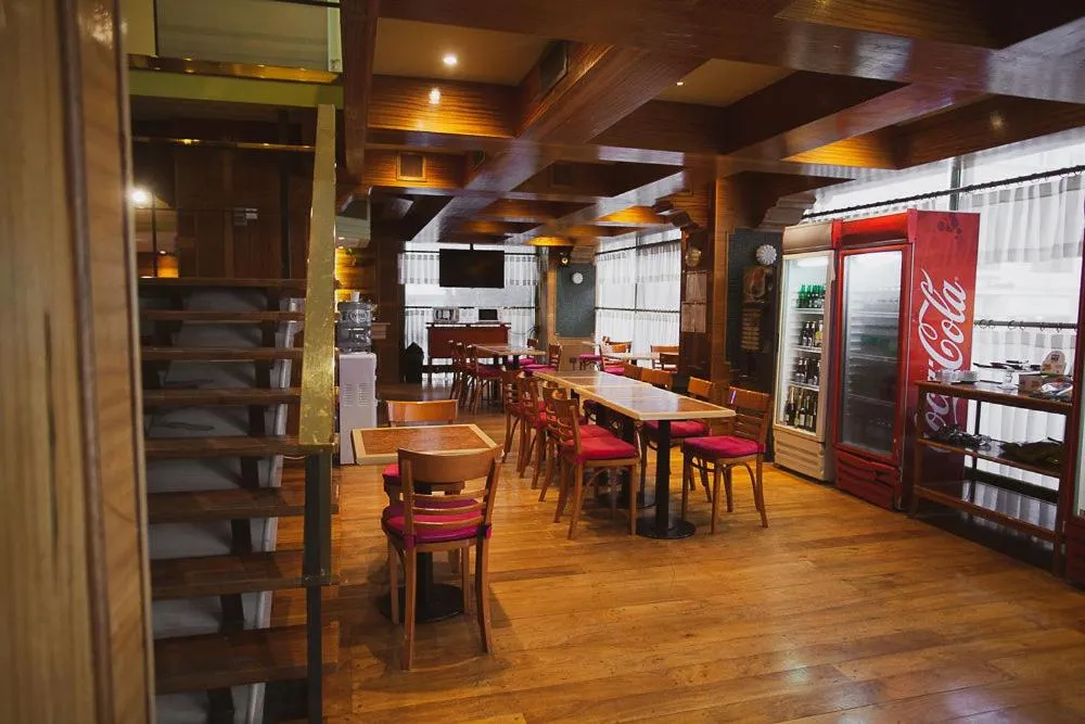 Seating area in Comodoro Hotel