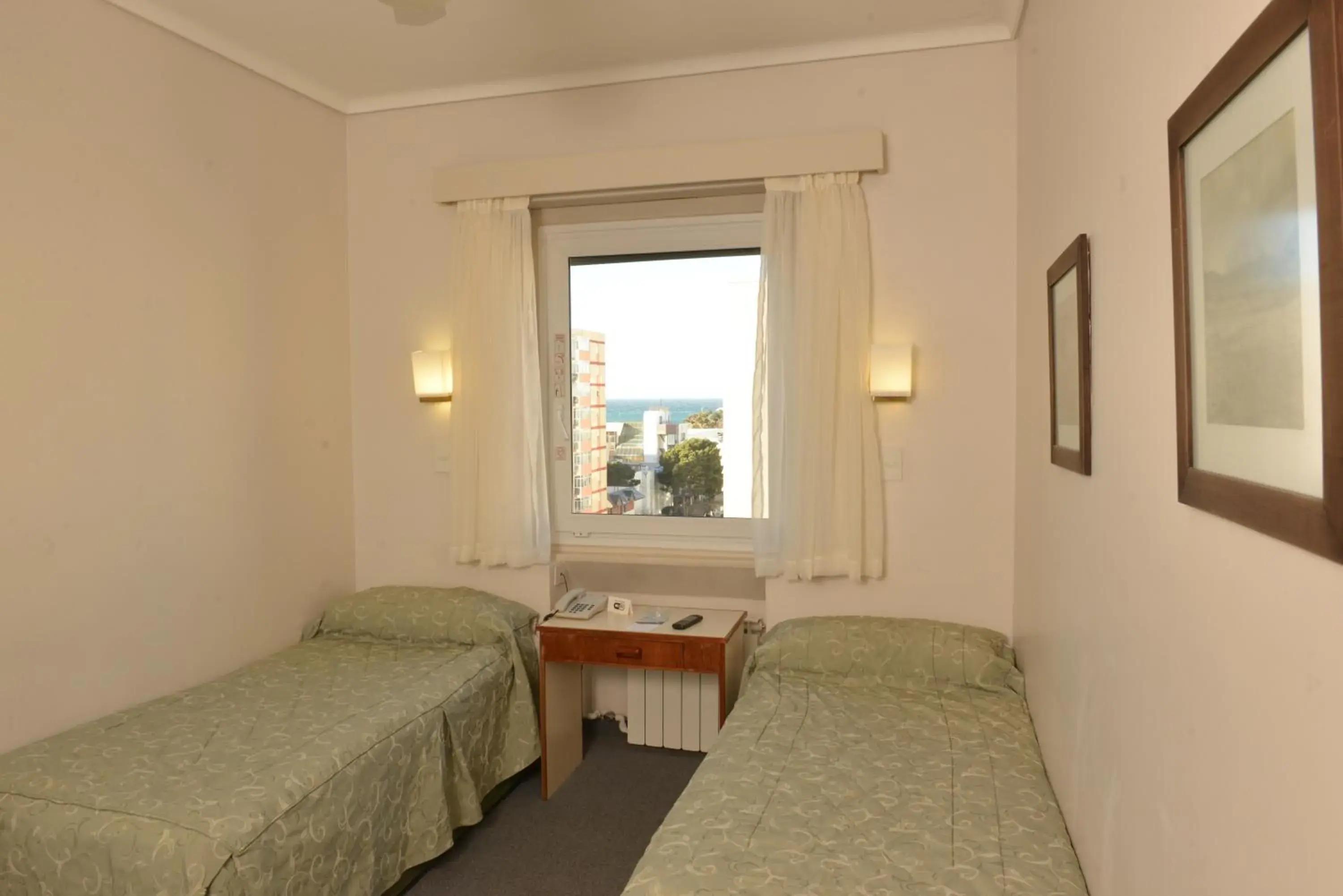 Standard Double or Twin Room - single occupancy in Comodoro Hotel Standard Double or Twin Room - single occupancy in Comodoro Hotel