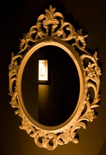 Decorative detail in Ivana Hotel