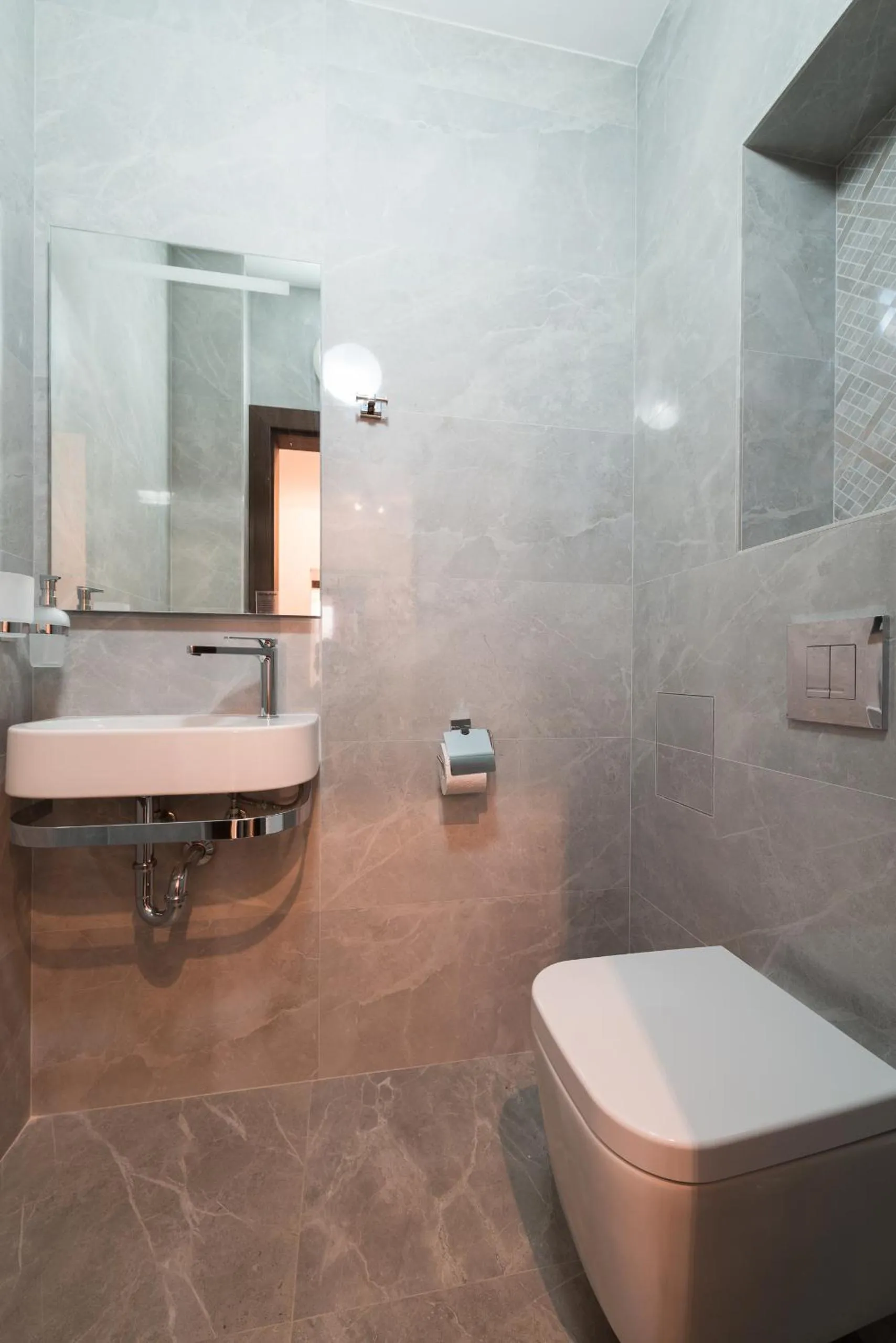 Toilet in Grand Vitosha Apartments