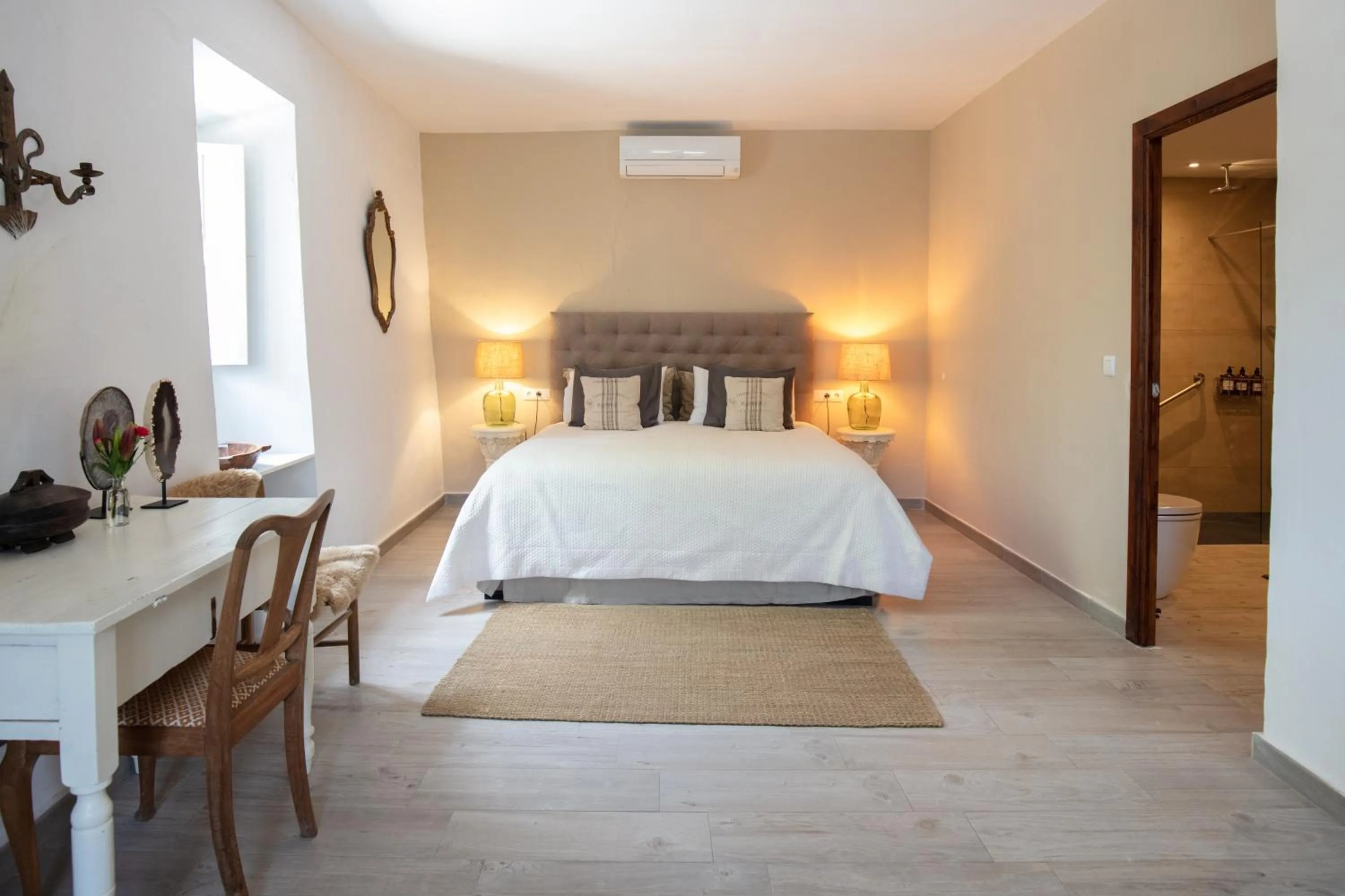 Bed in Agroturismo Son Boronat