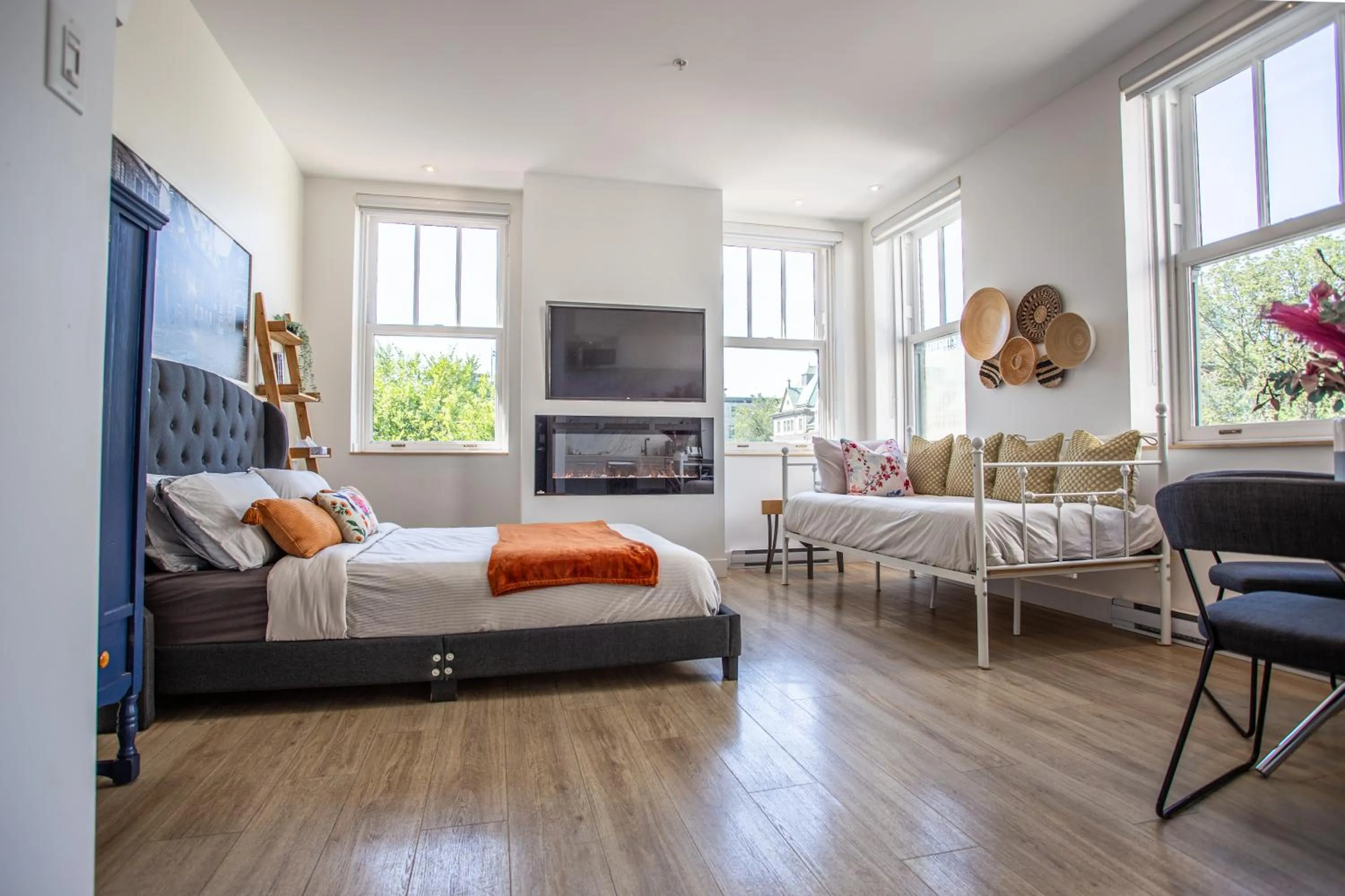 Bed in Les Lofts Ste-Anne