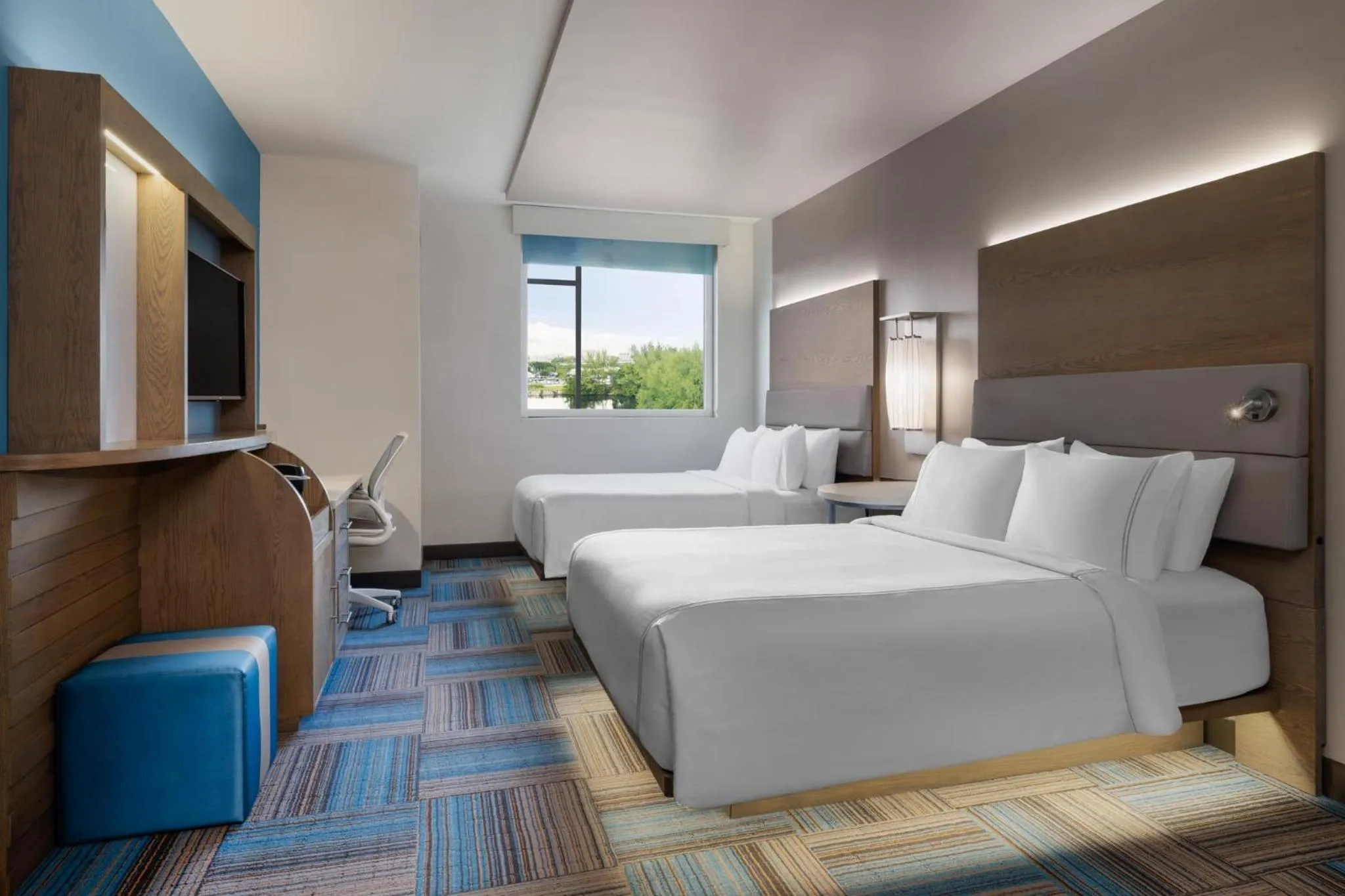 Photo of the whole room, Bed in EVEN Hotel Miami - Airport by IHG